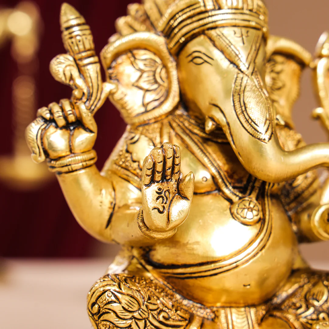 Brass Superfine Lord Ganesha Idol (7.5 Inch) - Image 7