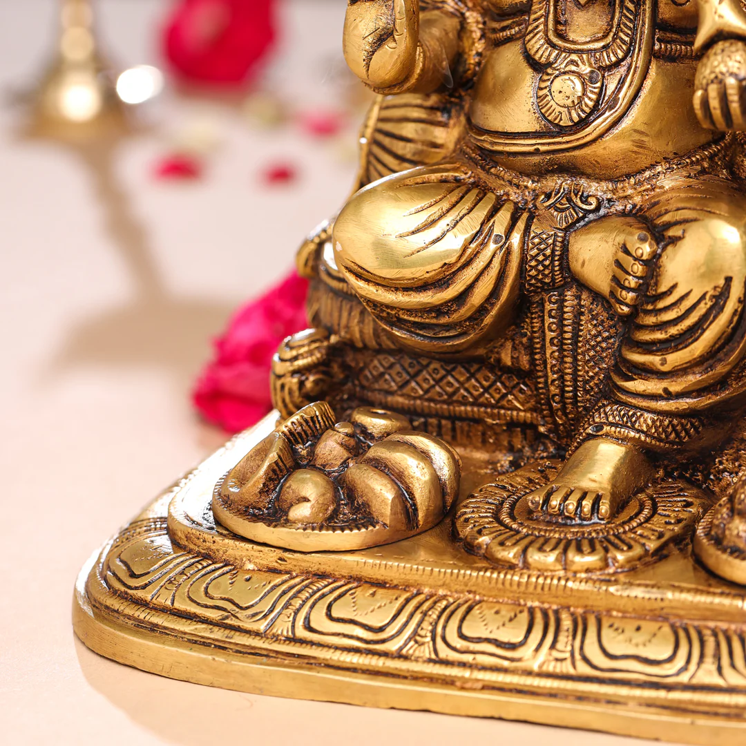 Brass Superfine Lord Sitting Ganesha Idol (9 Inch) - Image 5