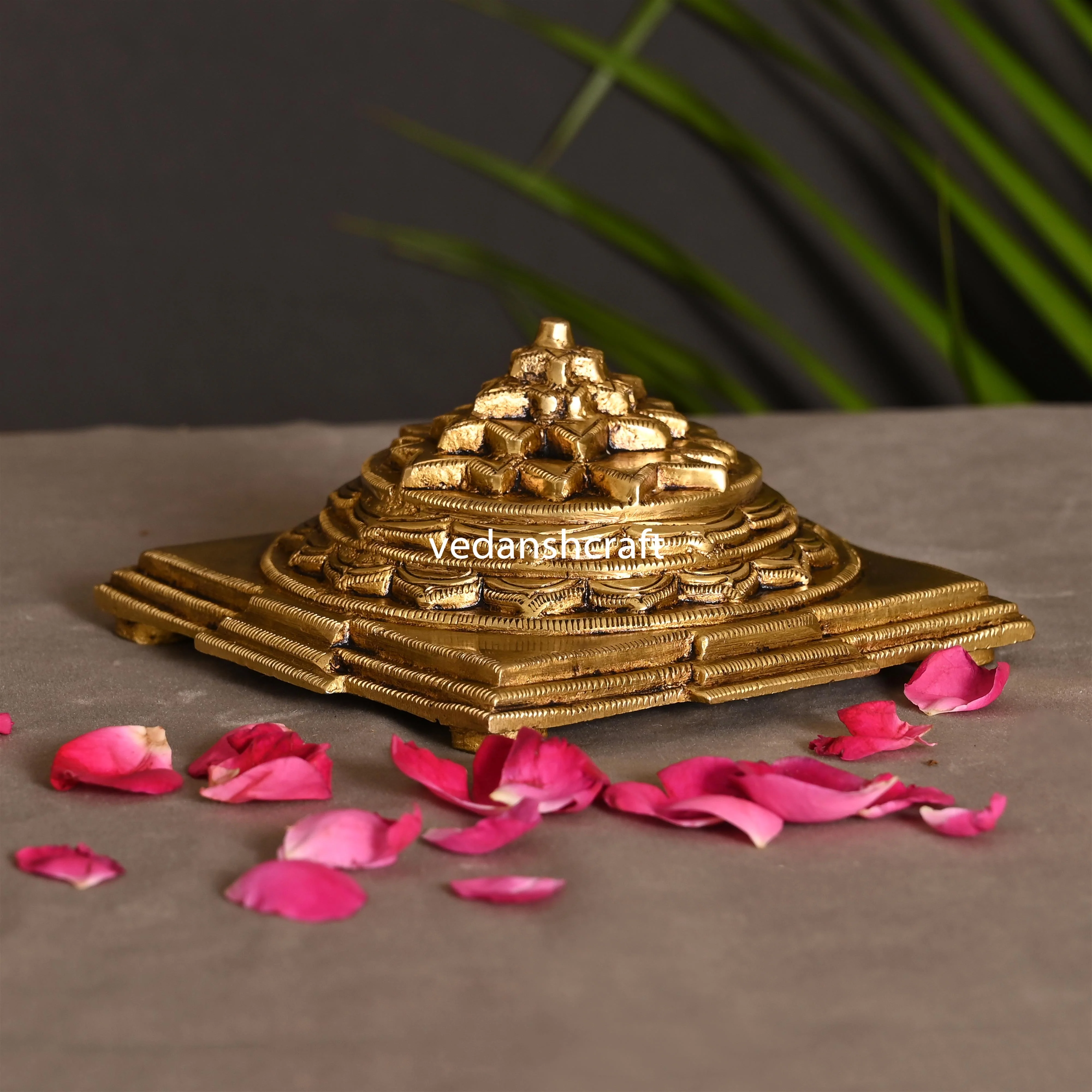 Brass Superfine Maha Meru Shree Yantra (2.2 Inch) - Image 3
