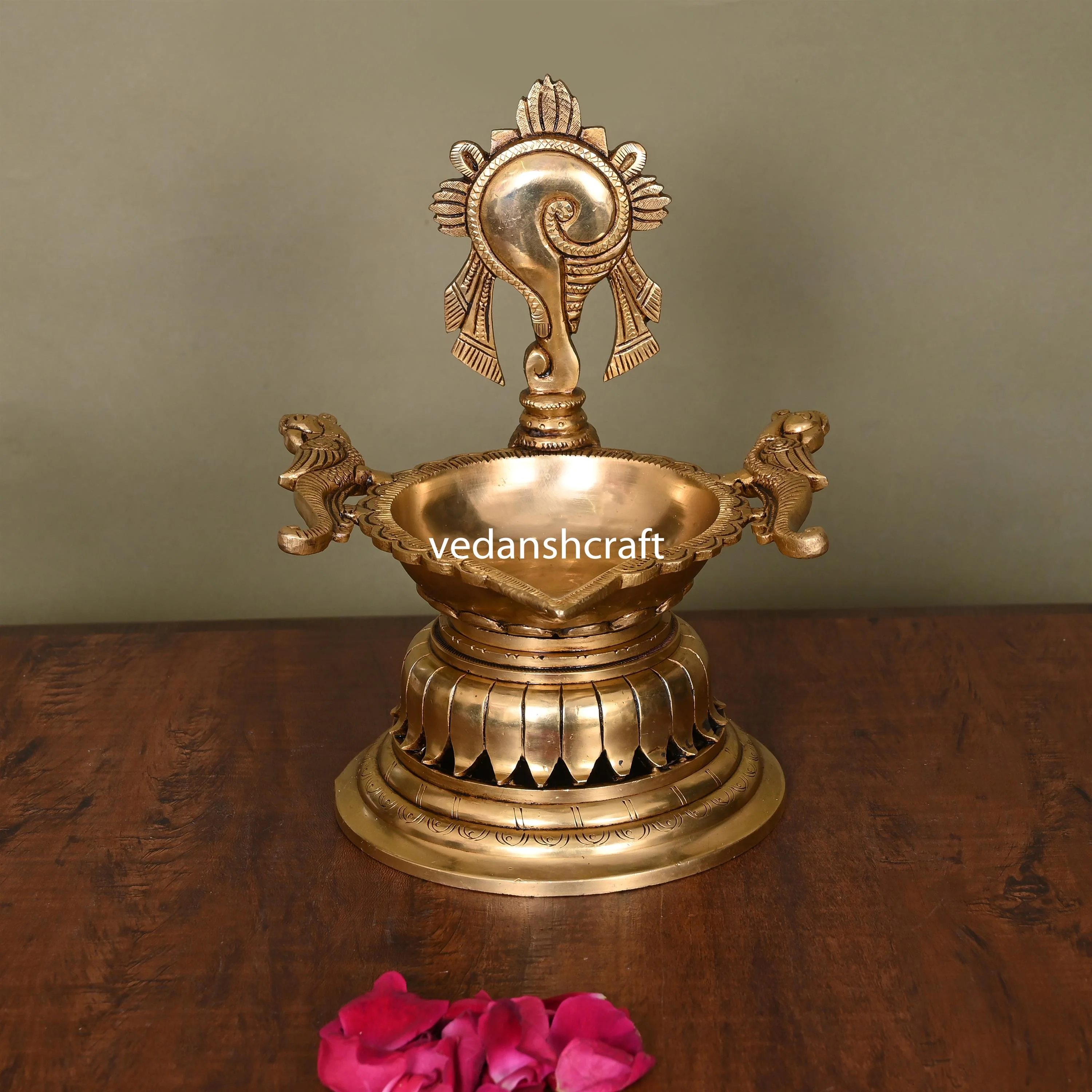 Brass Superfine Shankh Chakra And Namah Diya Set (9.5 Inch) - Image 7