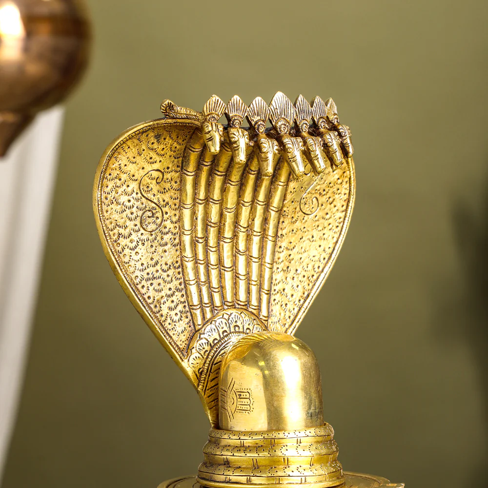 Brass Superfine Shivling/Shivlingam Idol (14 Inch) - Image 4