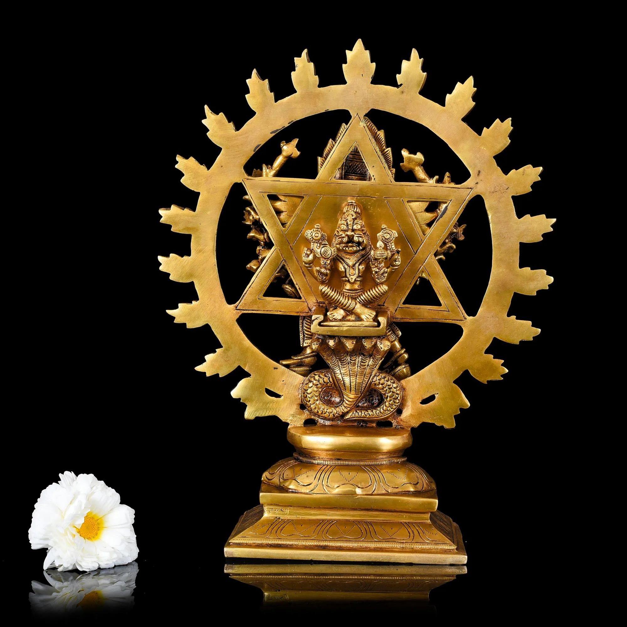 Brass Superfine Vishnu Narasimha Chakratalwar Statue (13.5 Inch) - Image 2