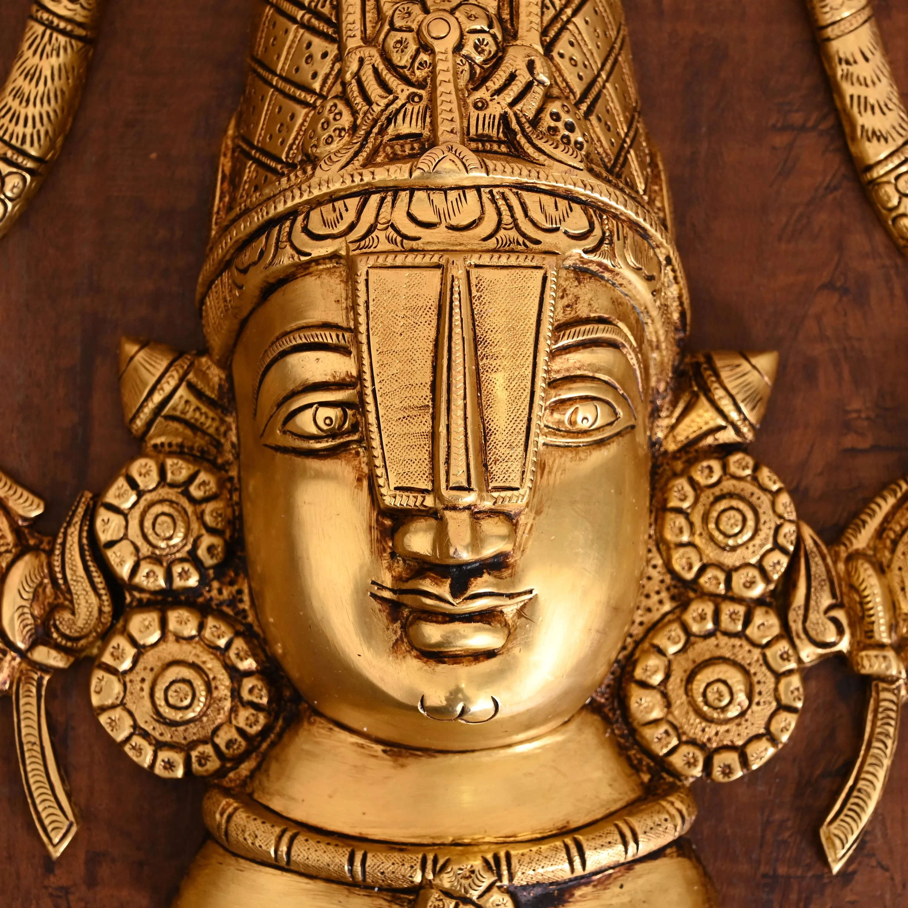 Brass Tirupati Balaji/Venkateshwar Face Wall Hanging (12 Inch) - Image 3
