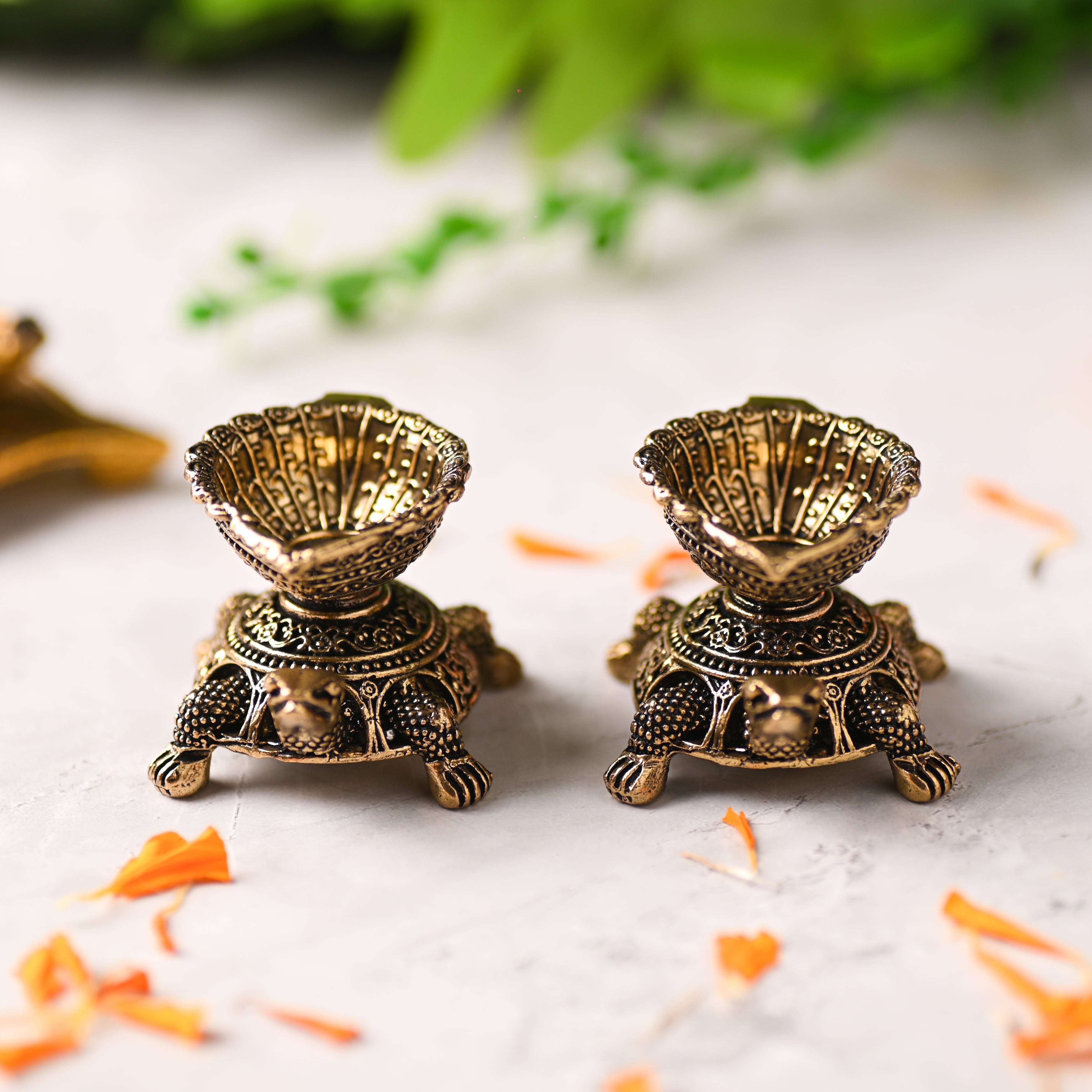 Brass Tortoise Oil Lightweight Diya Pair (1.5 Inch) - Image 3