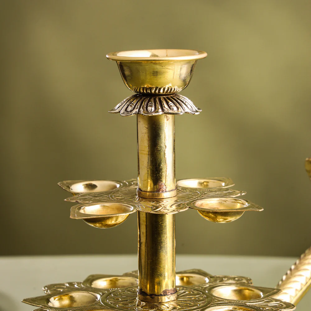 Brass Traditional 11 Petal Ganga Aarti (12.5 Inch) - Image 4
