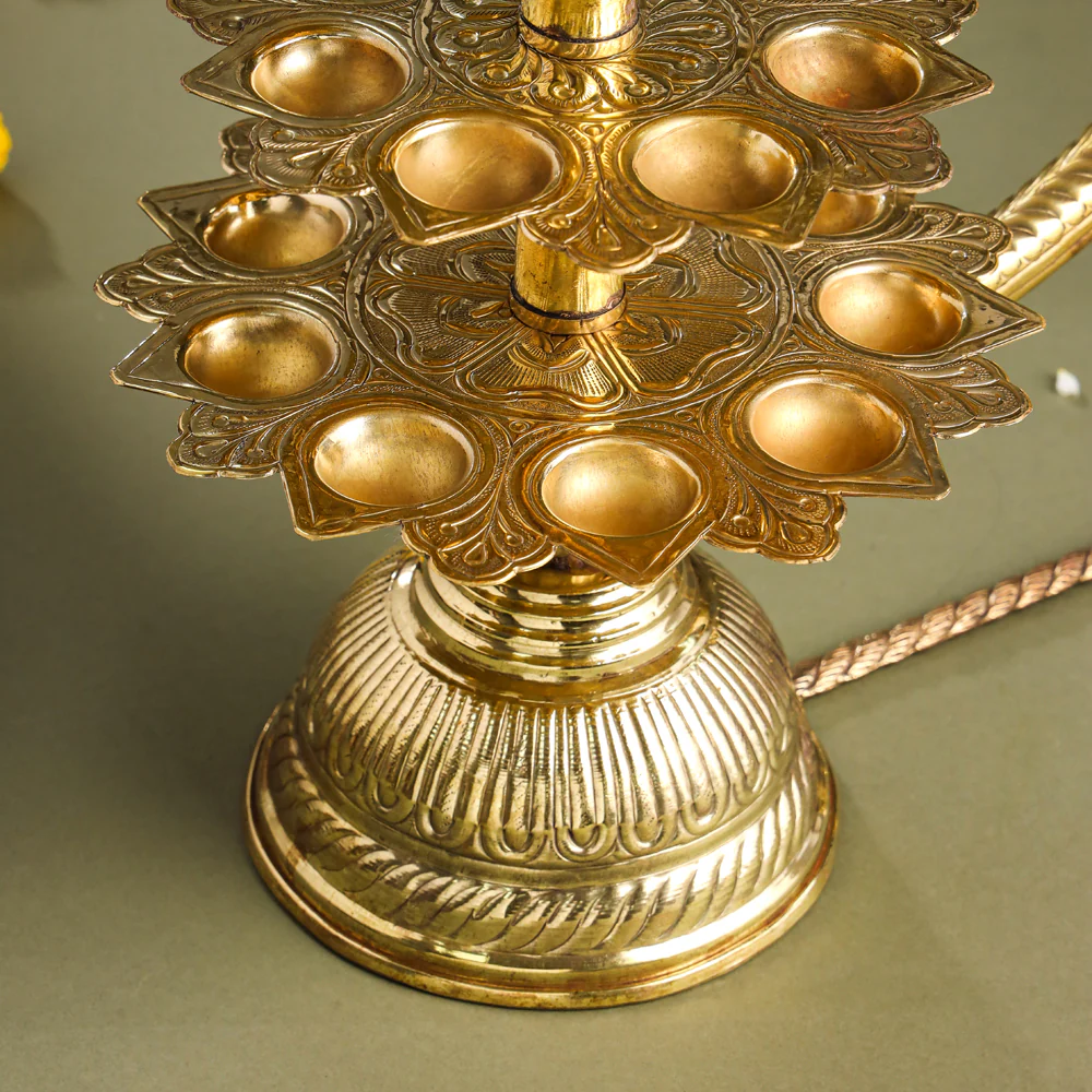 Brass Traditional 21 Petal Ganga Aarti (16.5 Inch) - Image 5