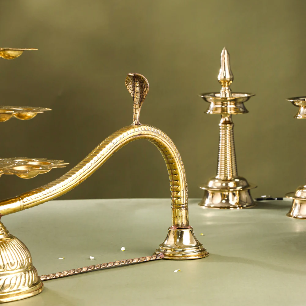 Brass Traditional 21 Petal Ganga Aarti (16.5 Inch) - Image 6