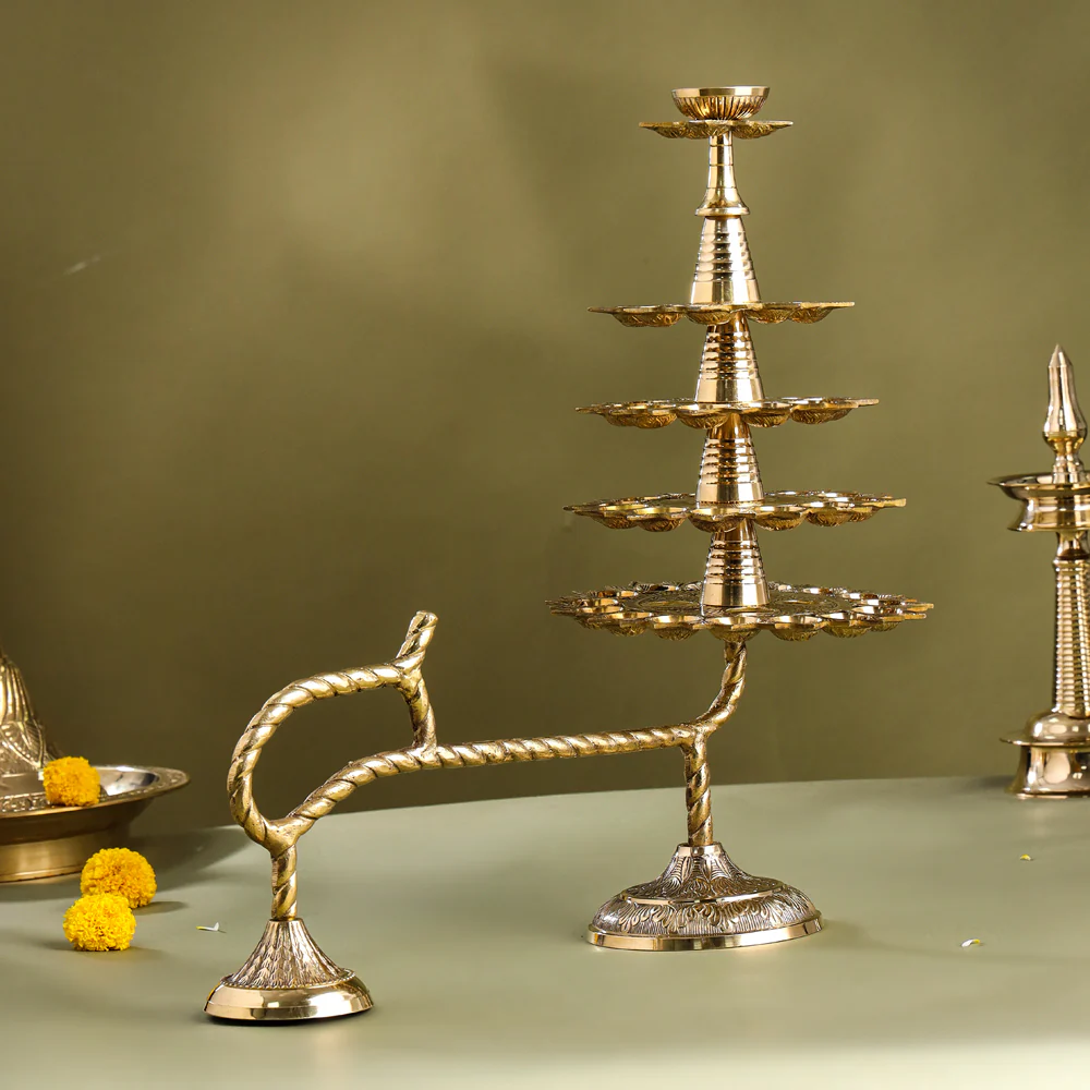 Brass Traditional 51 Petal Ganga Aarti (18 Inch) - Image 3