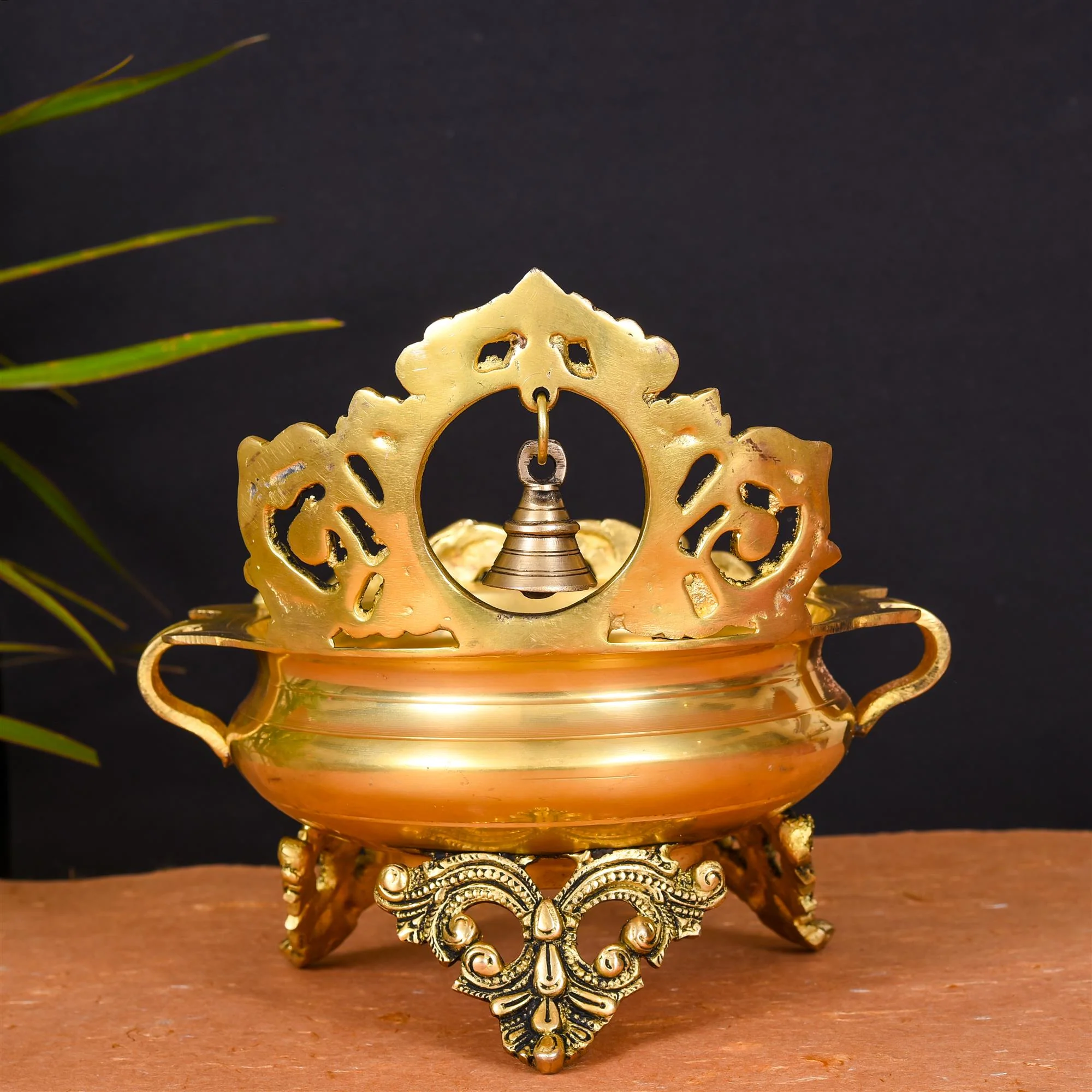 Brass Urli With Bell (8.5 Inch) - Image 4