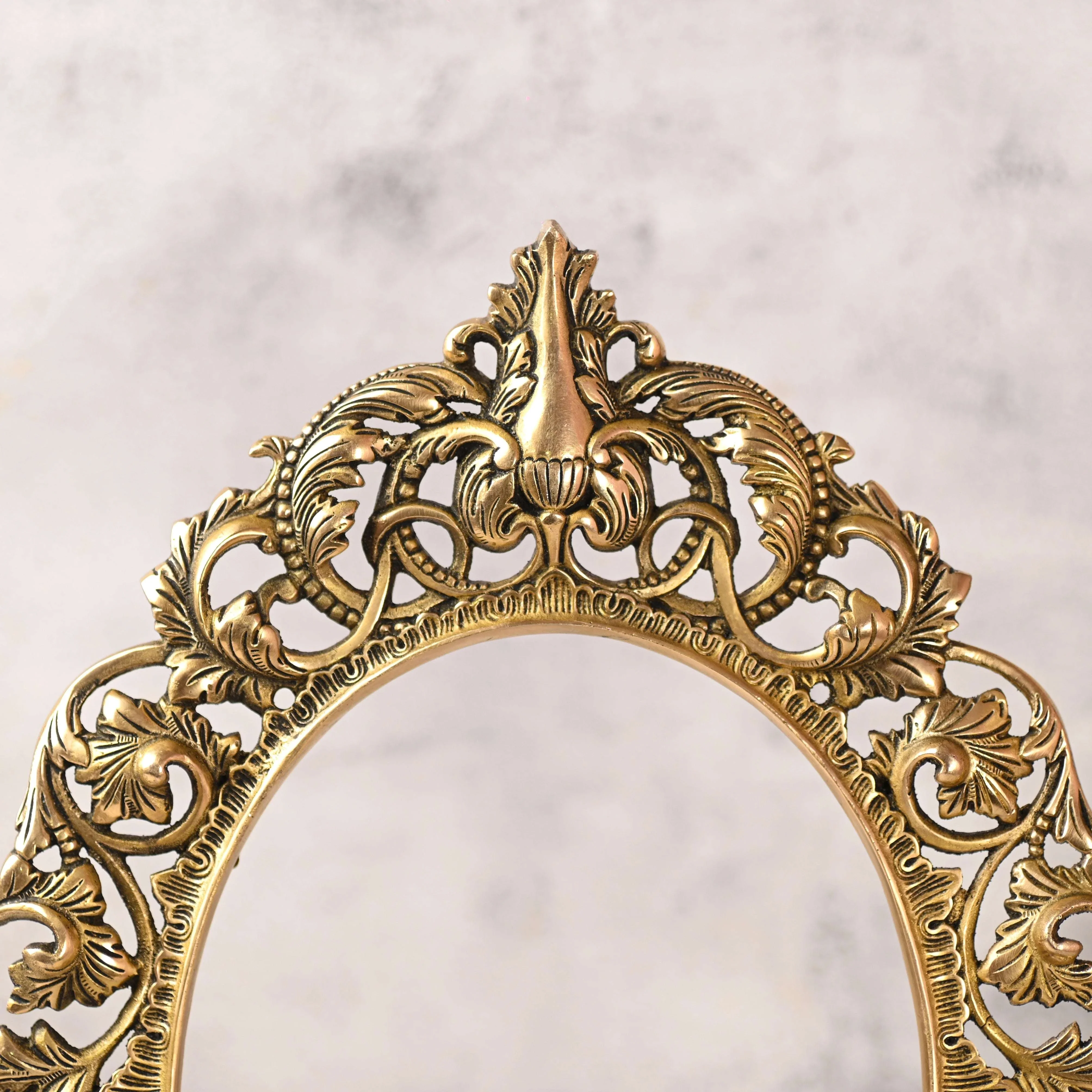 Brass Vintage Photo / Mirror Frame Table Top Decor (16 Inch) - Image 5