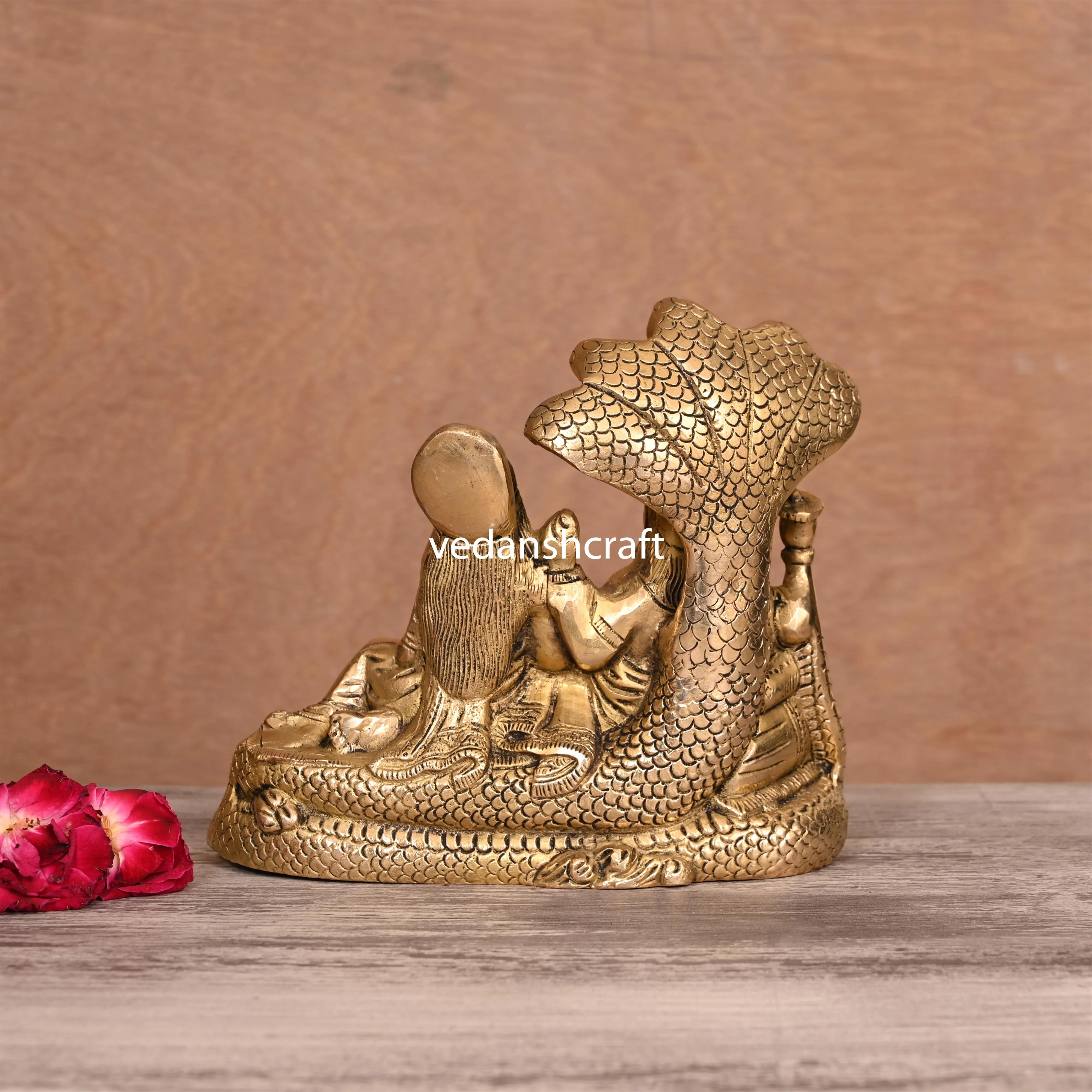 Brass Vishnu Lakshmi On Sheshnag Idol (6.5 Inch) - Image 4