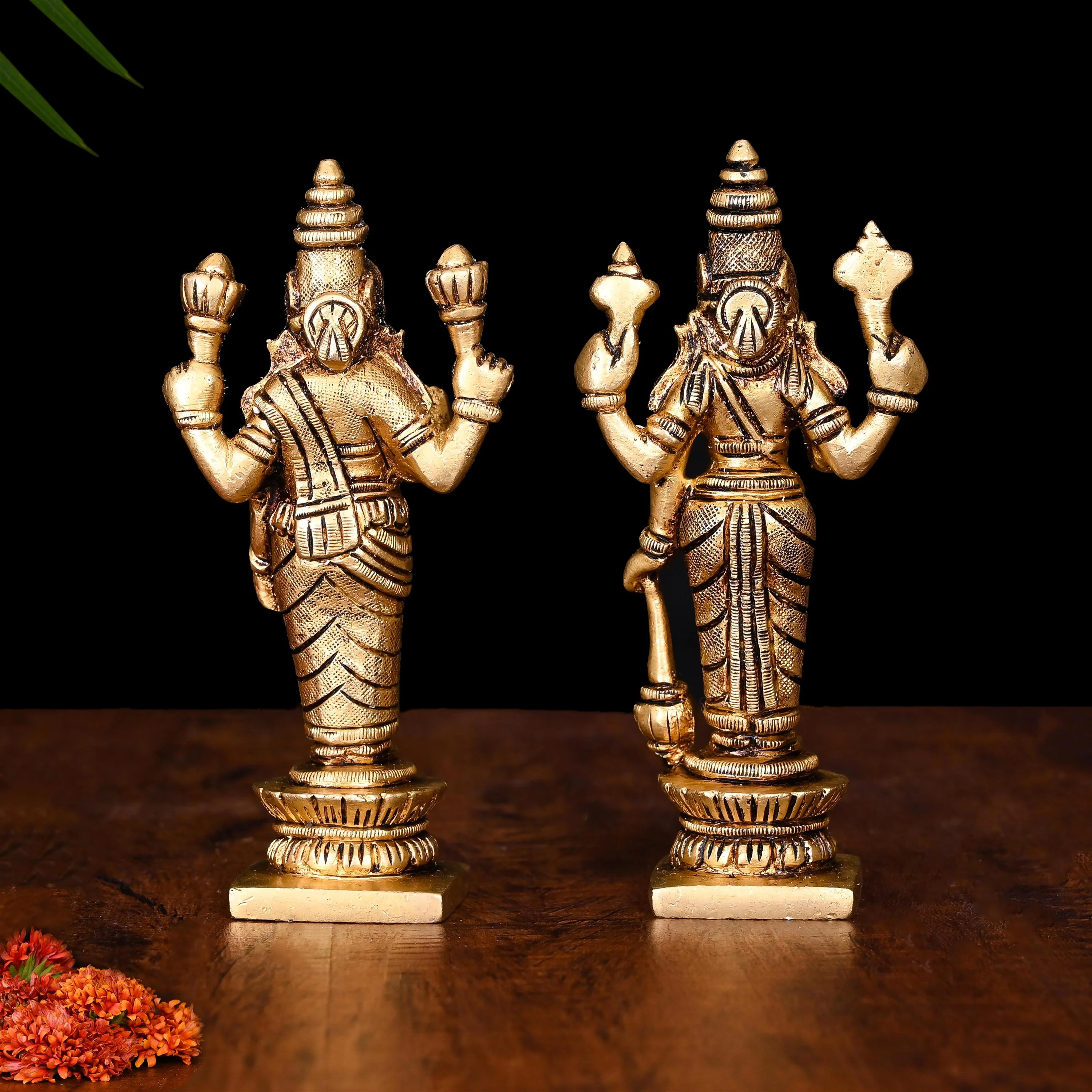 Brass Standing Vishnu Lakshmi Set (5 Inch) - Image 3