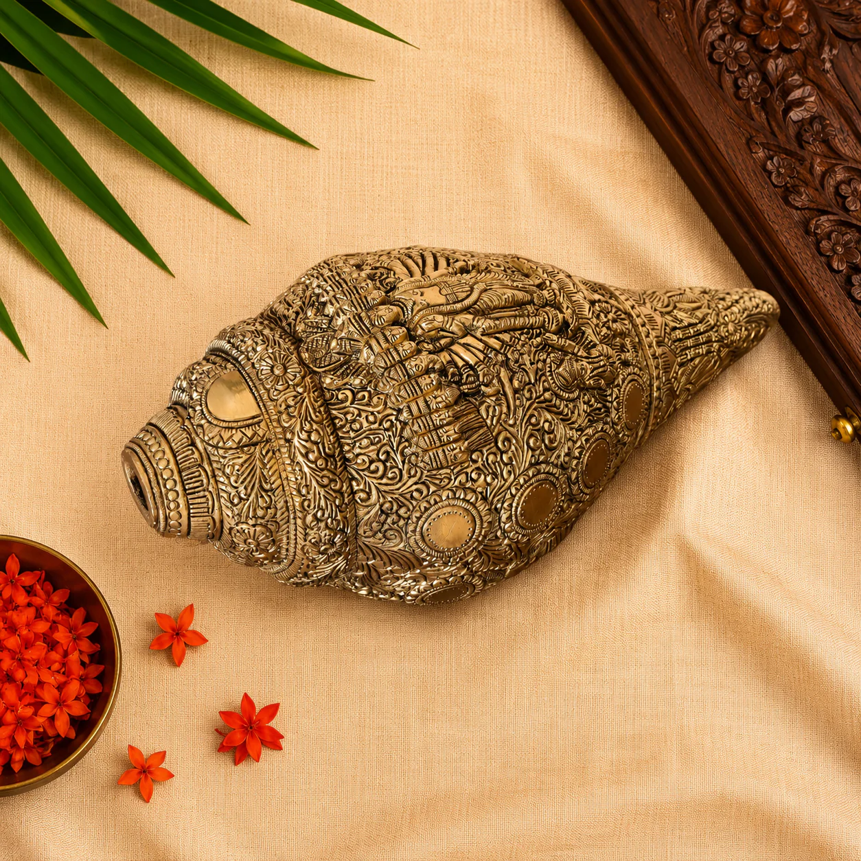 Brass Vishwaroopam Vishnu Conch (9.5 Inch) - Image 3