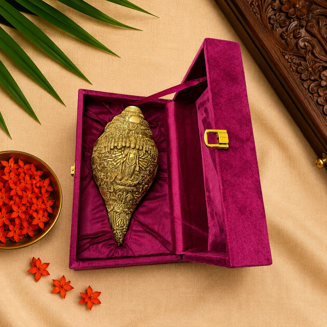 Brass Vishwaroopam Vishnu Conch (9.5 Inch) - Image 5