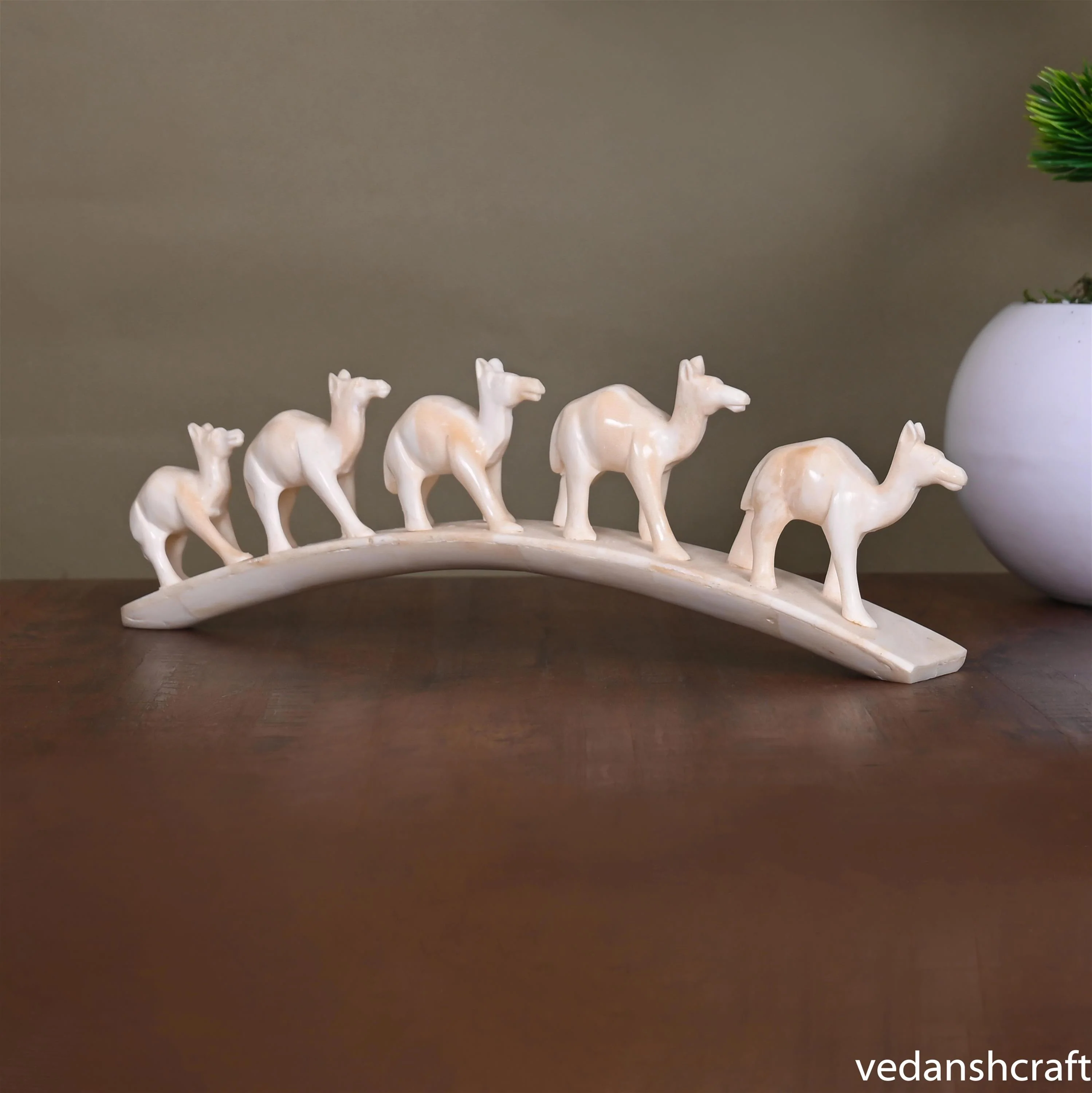 Camel Family Showpiece (3.5 Inch) - Image 2