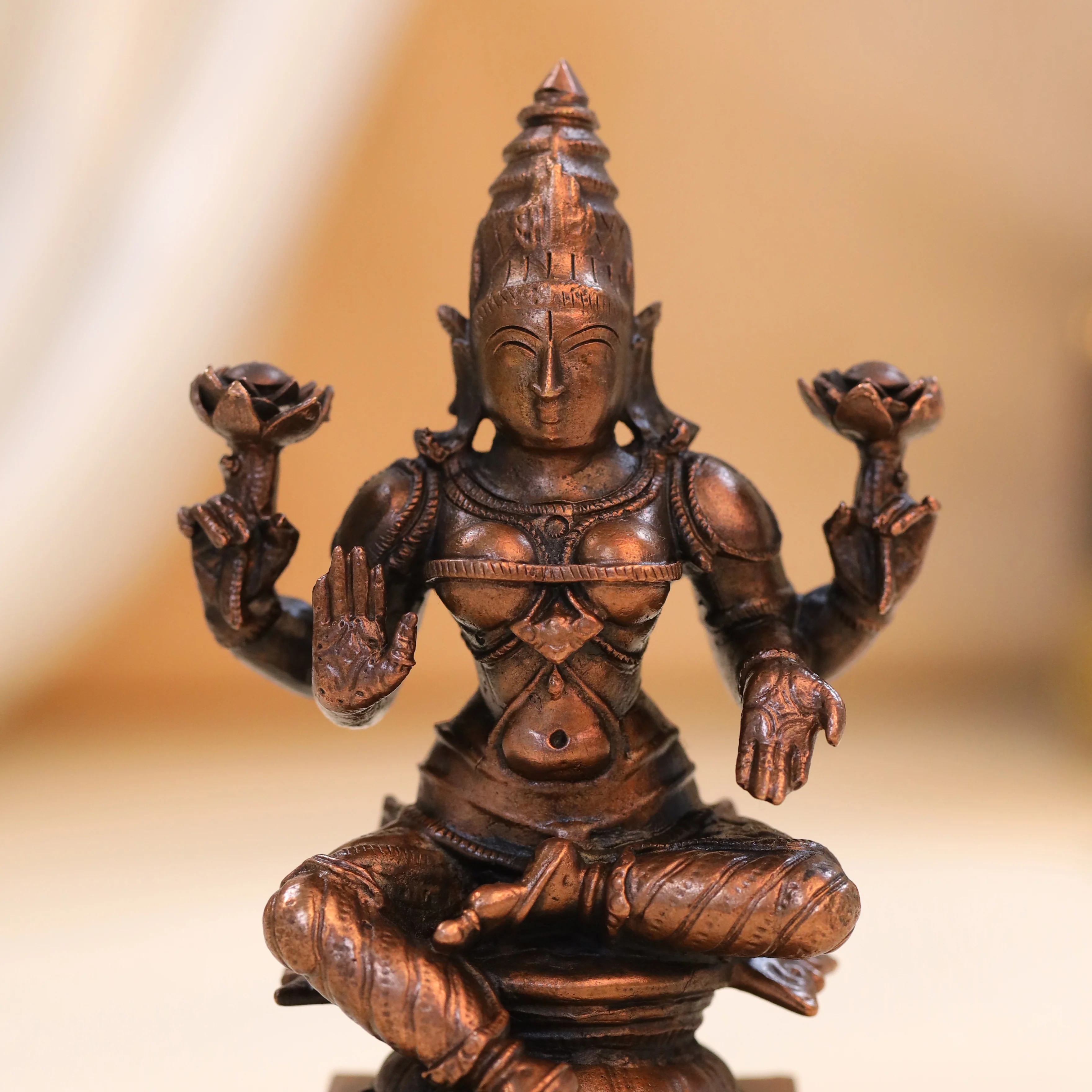 Copper Goddess Sitting Lakshmi Idol (4.5 Inch) - Image 2