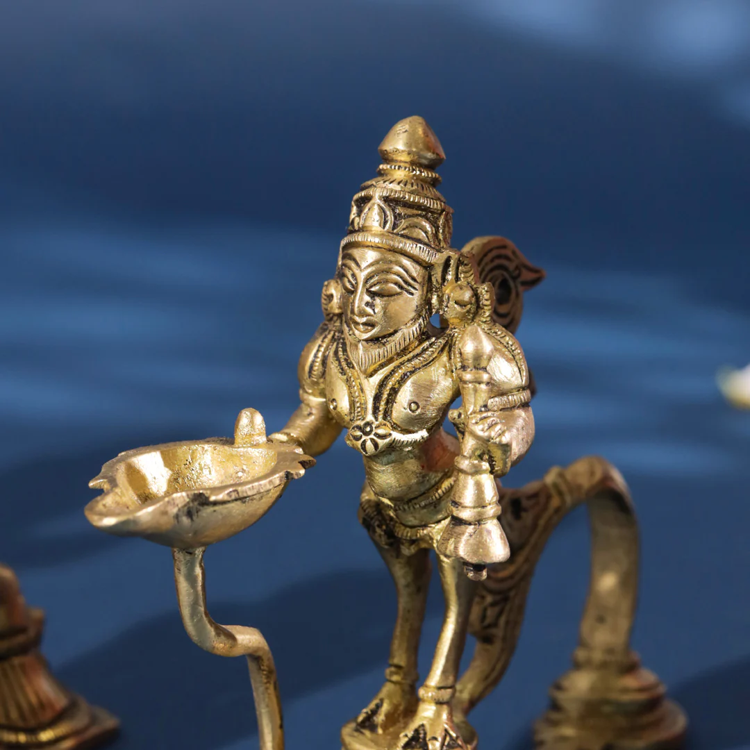 Brass Aarti Diya With Handle - Image 10