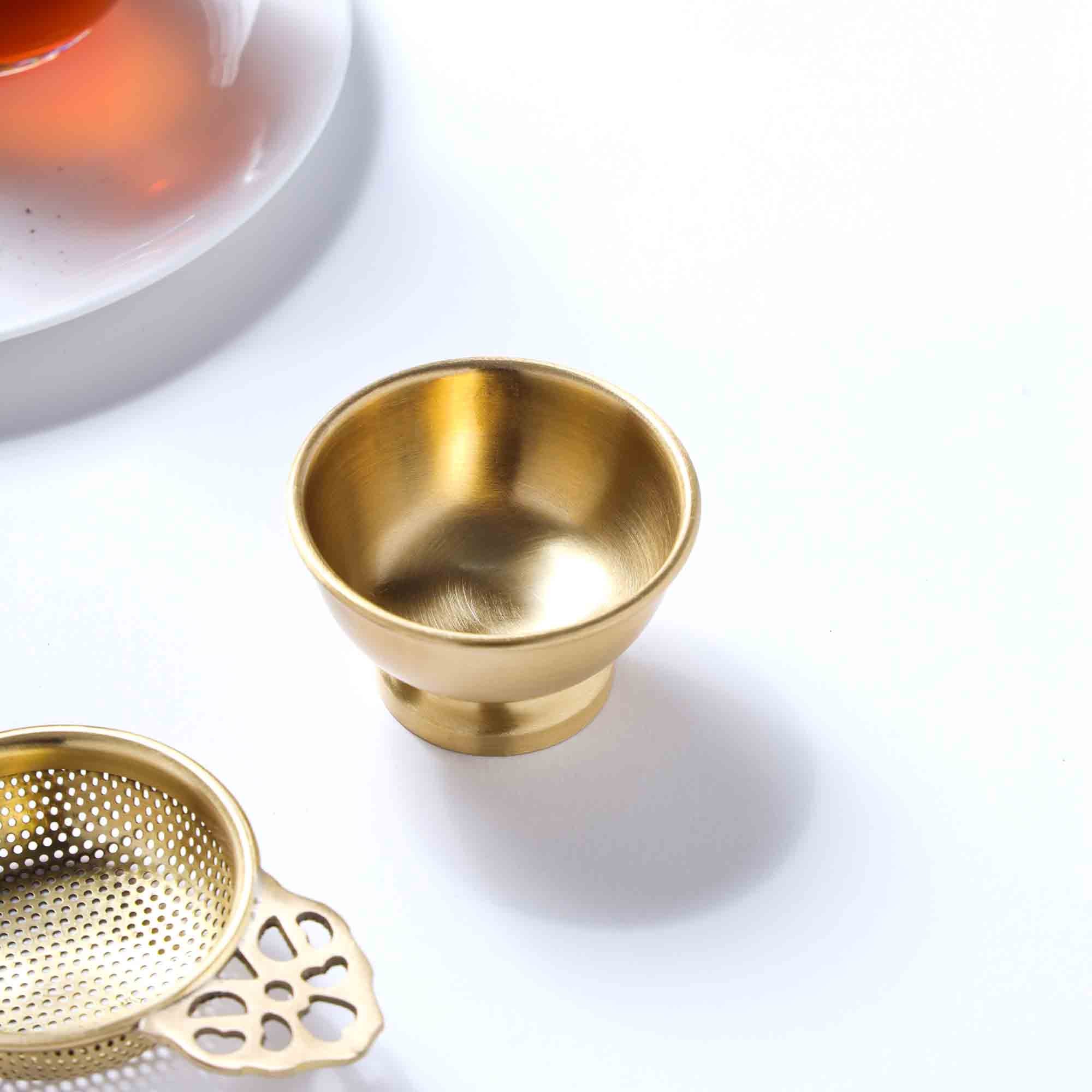 Brass Double Leaf Tea Strainer With Bowl (1.5 Inch) - Image 2