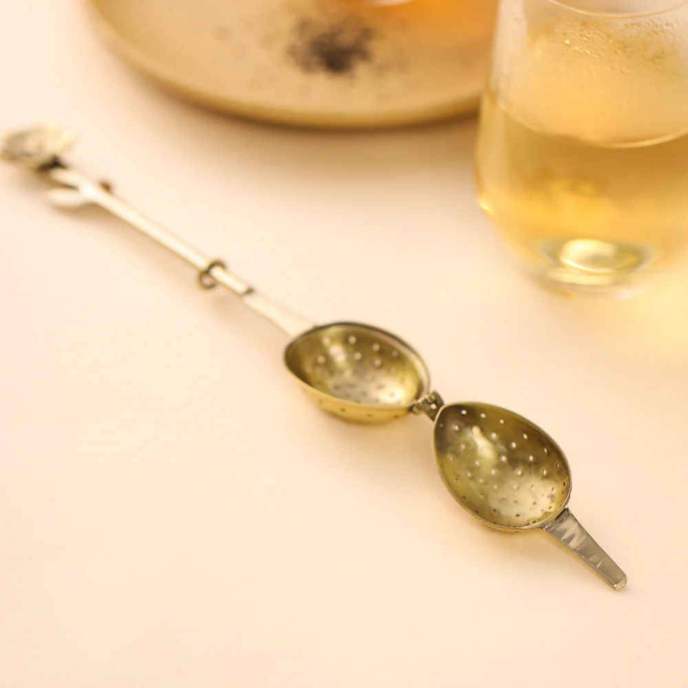 Brass Flower Handle Tea Infuser (1 Inch) - Image 5
