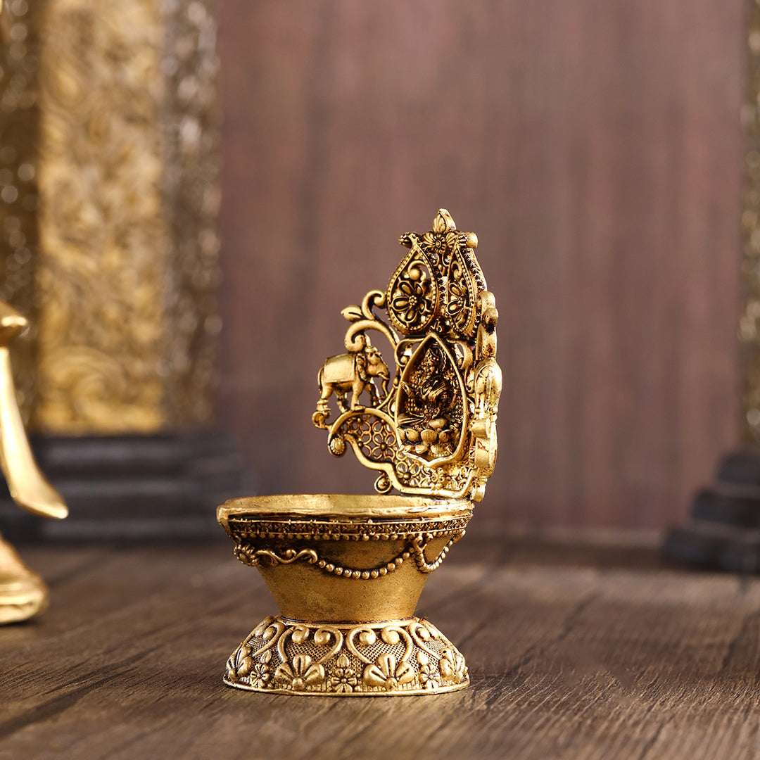 Brass Gaja Lakshmi Diya (3.7 Inch) - Image 3