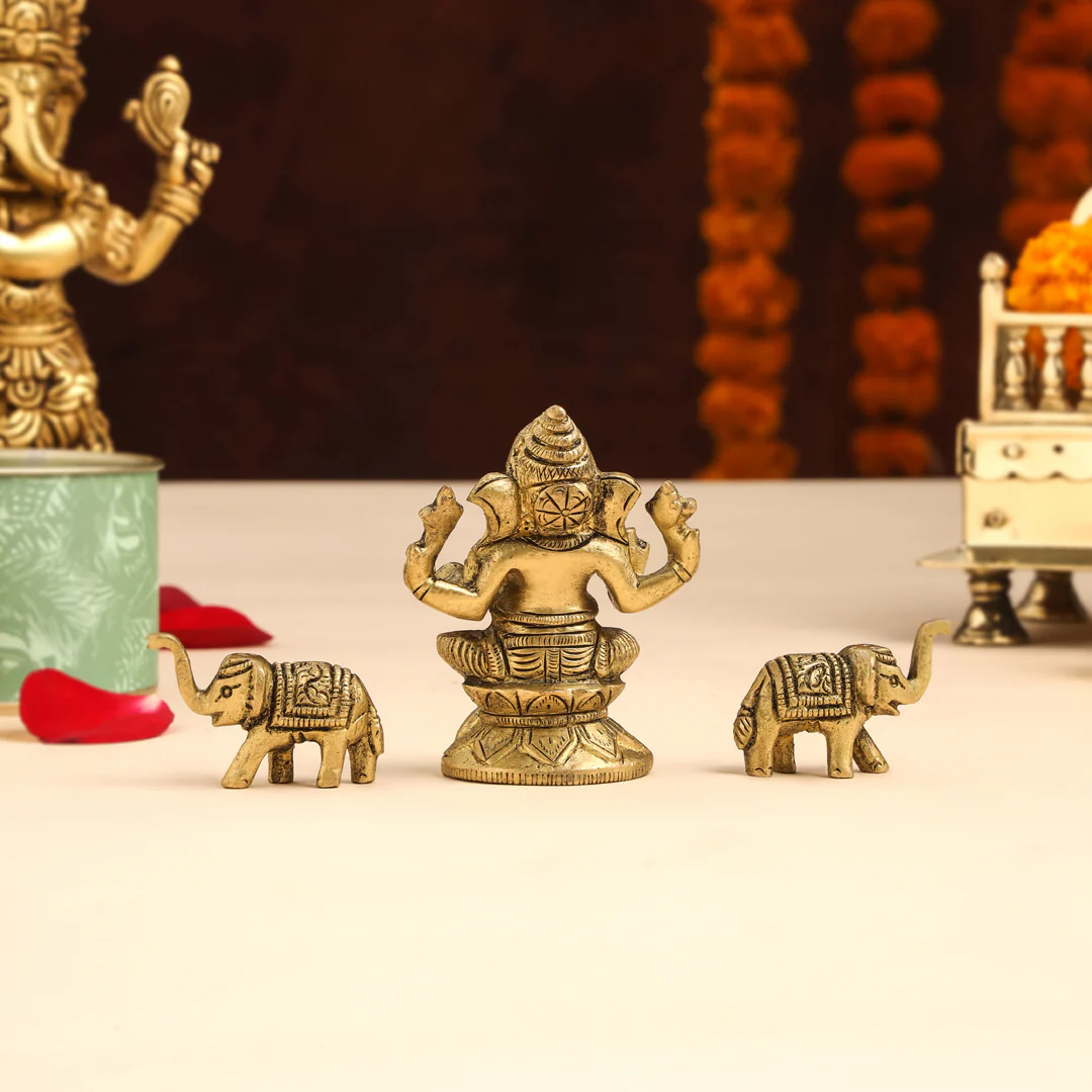 Brass Right Trunk Sitting Ganesha Idol With Elephants Combo - Image 3