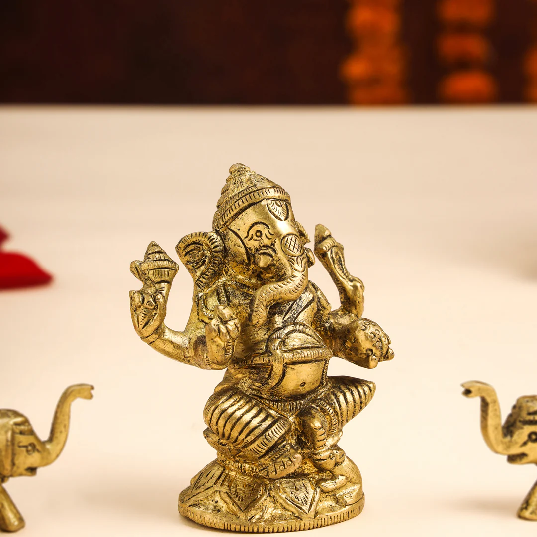 Brass Right Trunk Sitting Ganesha Idol With Elephants Combo - Image 8