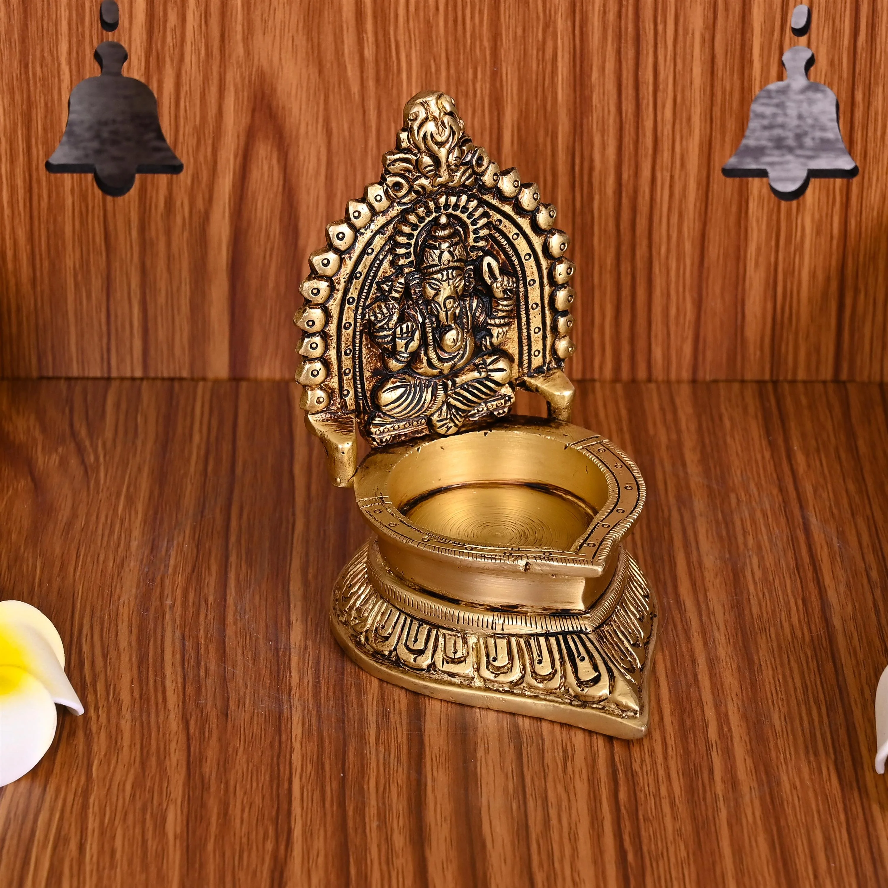 Brass Ganesha Diya/Lamp (4.5 Inch) - Image 3