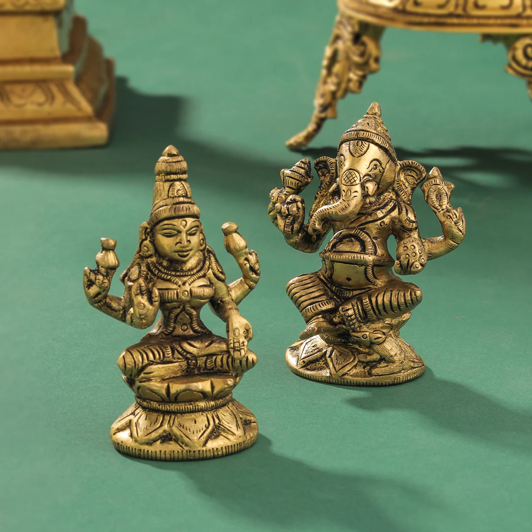 Brass Right Trunk Sitting Ganesha And Lakshmi Set (2.8 Inch) - Image 5
