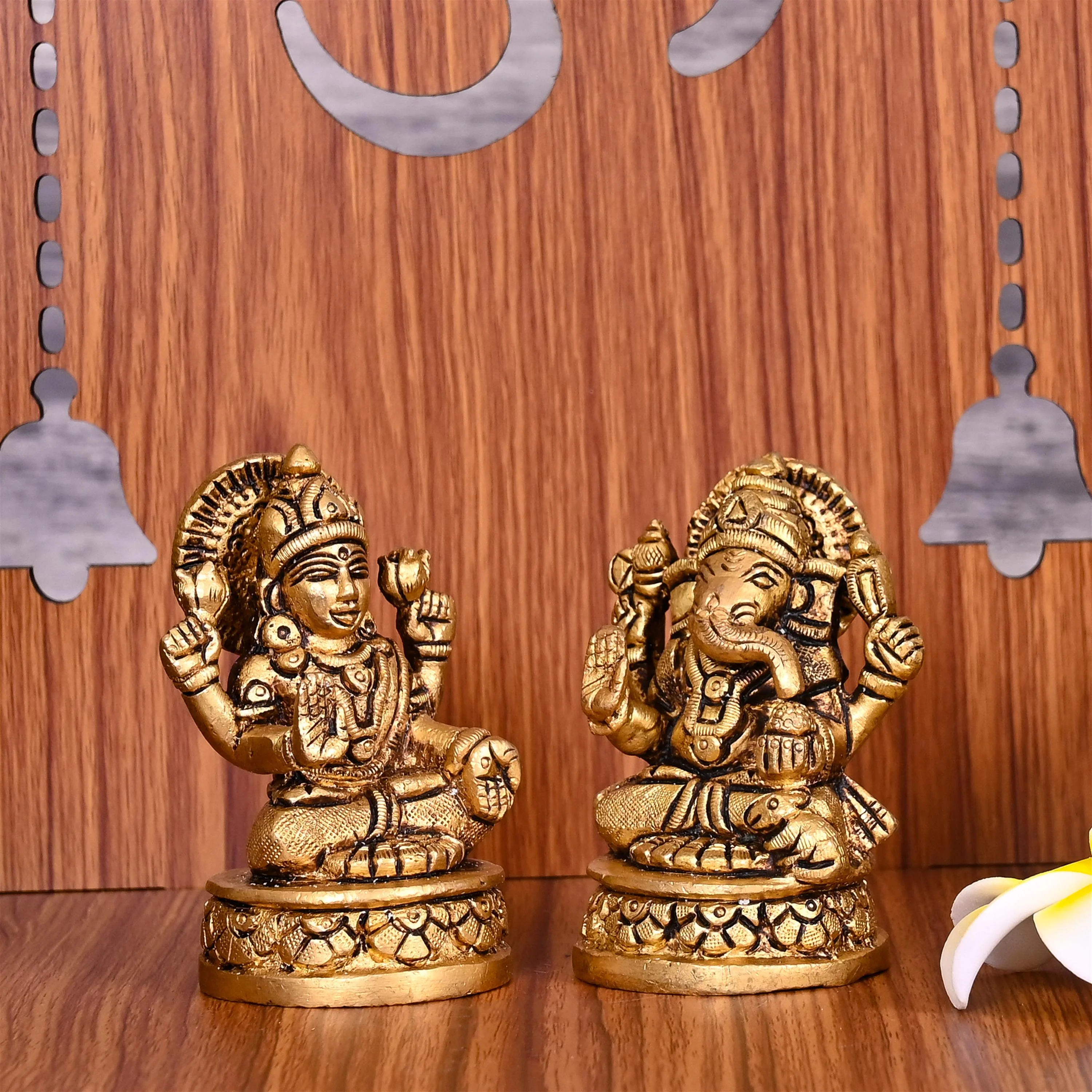 Brass Sitting Ganesha And Lakshmi Set (3.5 Inch) - Image 2