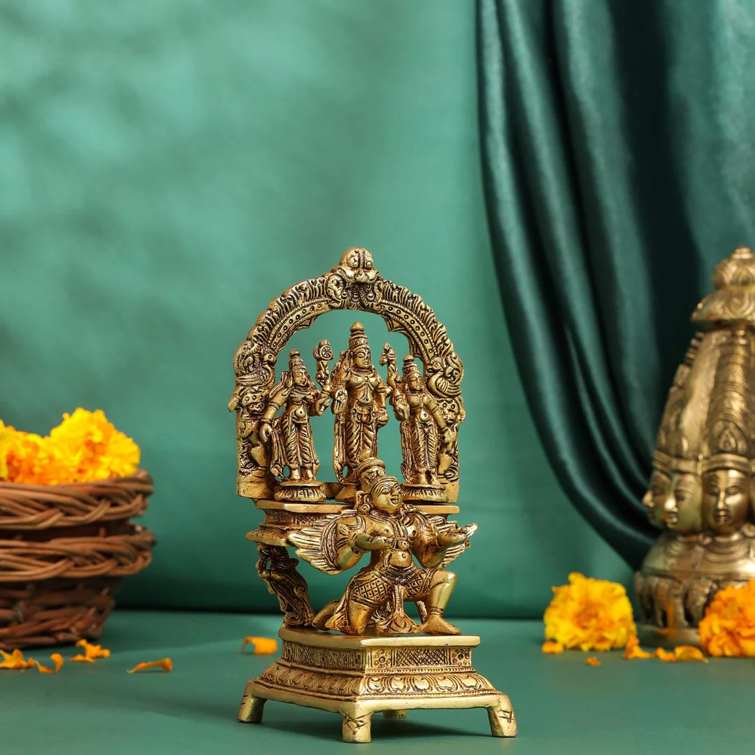 Brass Lord Balaji With Sri Devi And Bhudevi With Garud Idol (6.5 Inch) - Image 2