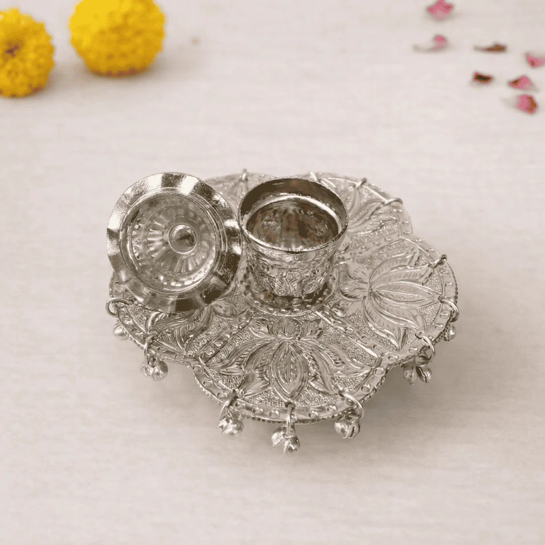 German Silver Kumkum Box With Ghungroo (3.5 Inch) - Image 3