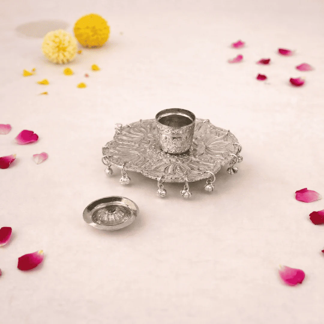 German Silver Kumkum Box With Ghungroo (3.5 Inch) - Image 5