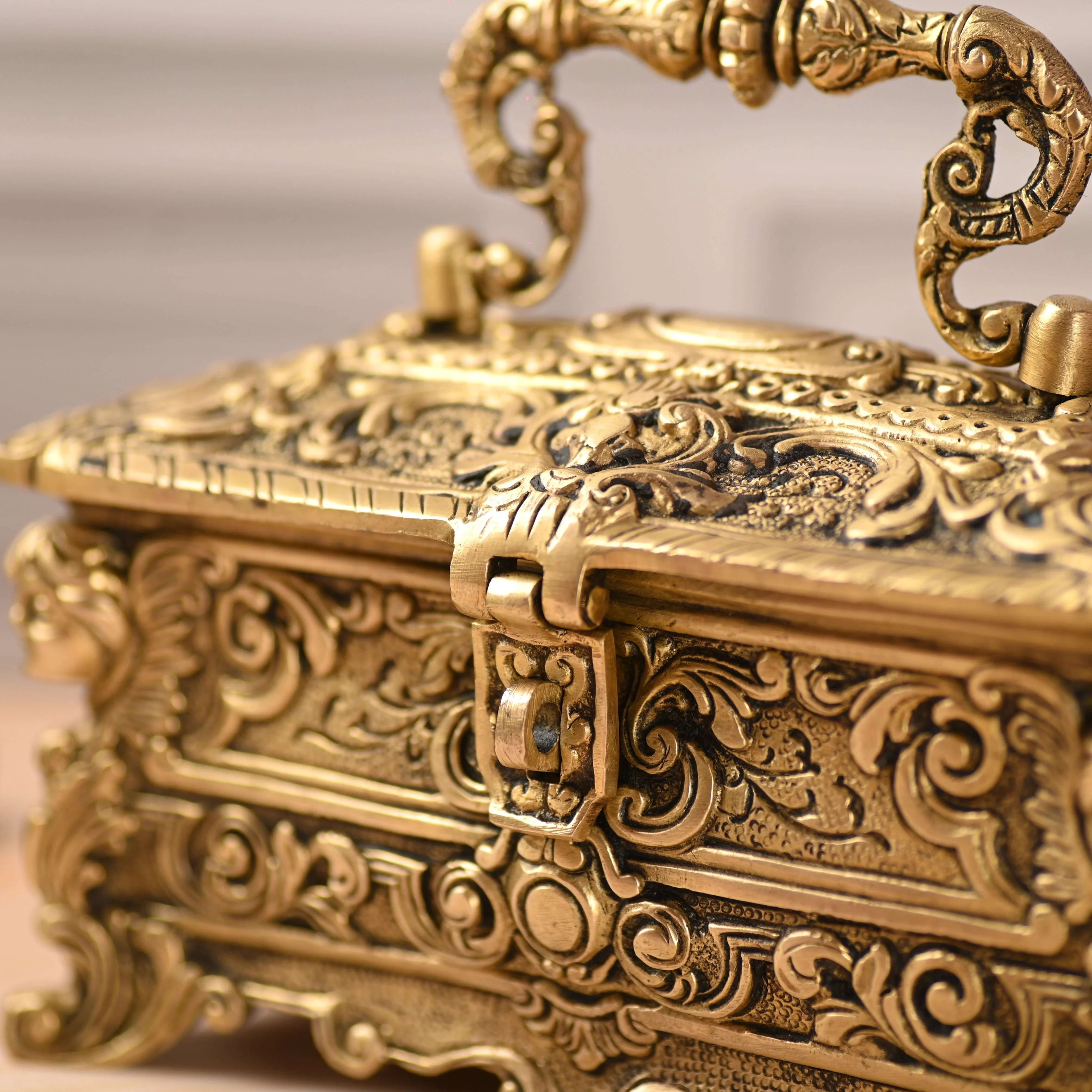 Brass Jewellery Box (4.5 Inch) - Image 3