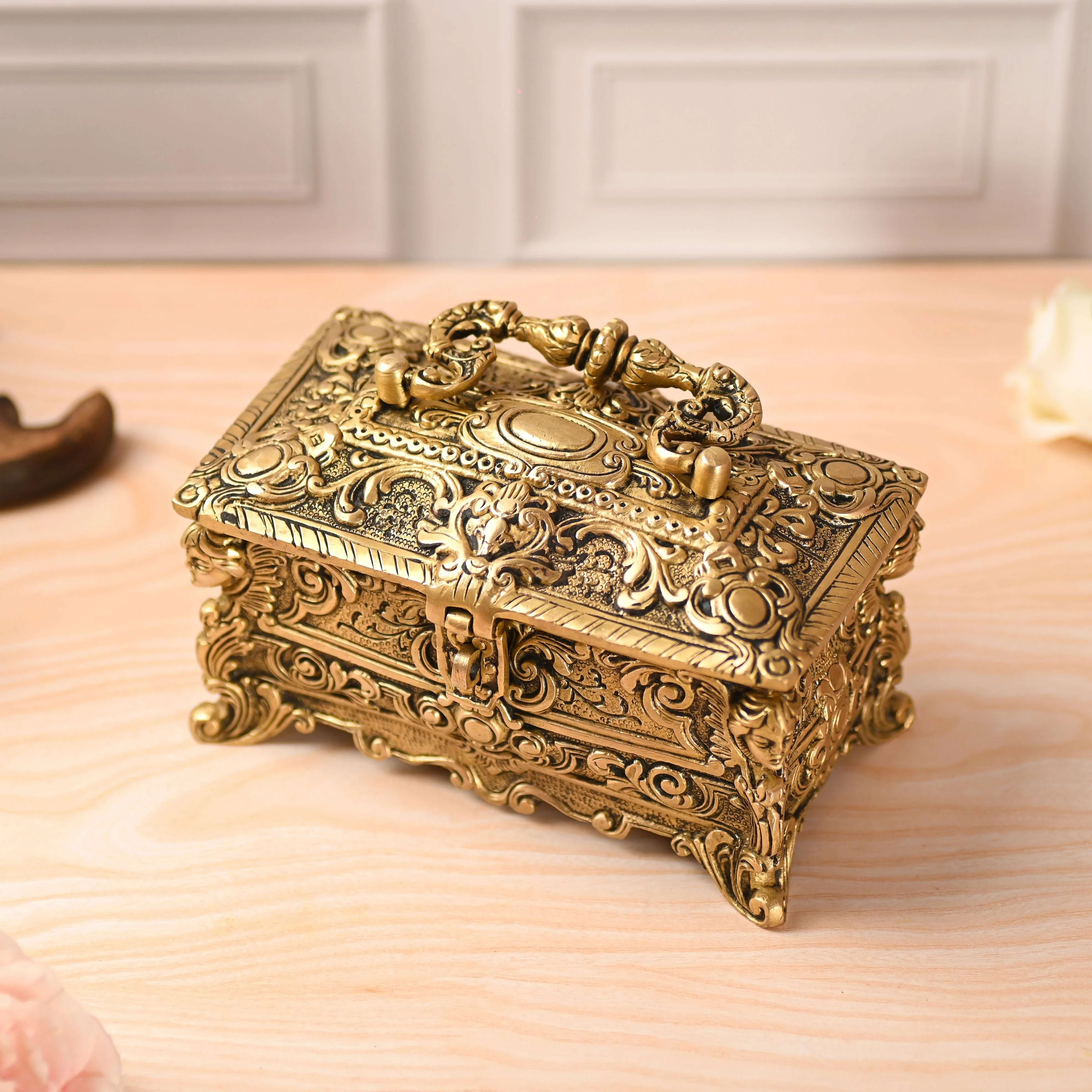 Brass Jewellery Box (4.5 Inch) - Image 6