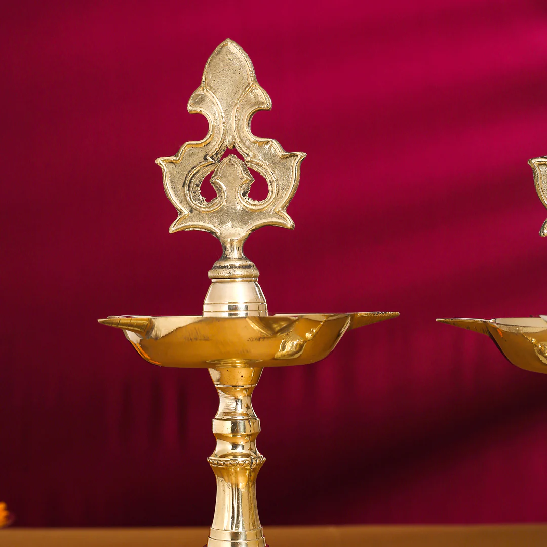 Brass Kashi Patta Samai/Diya Pair (11 Inch) - Image 3