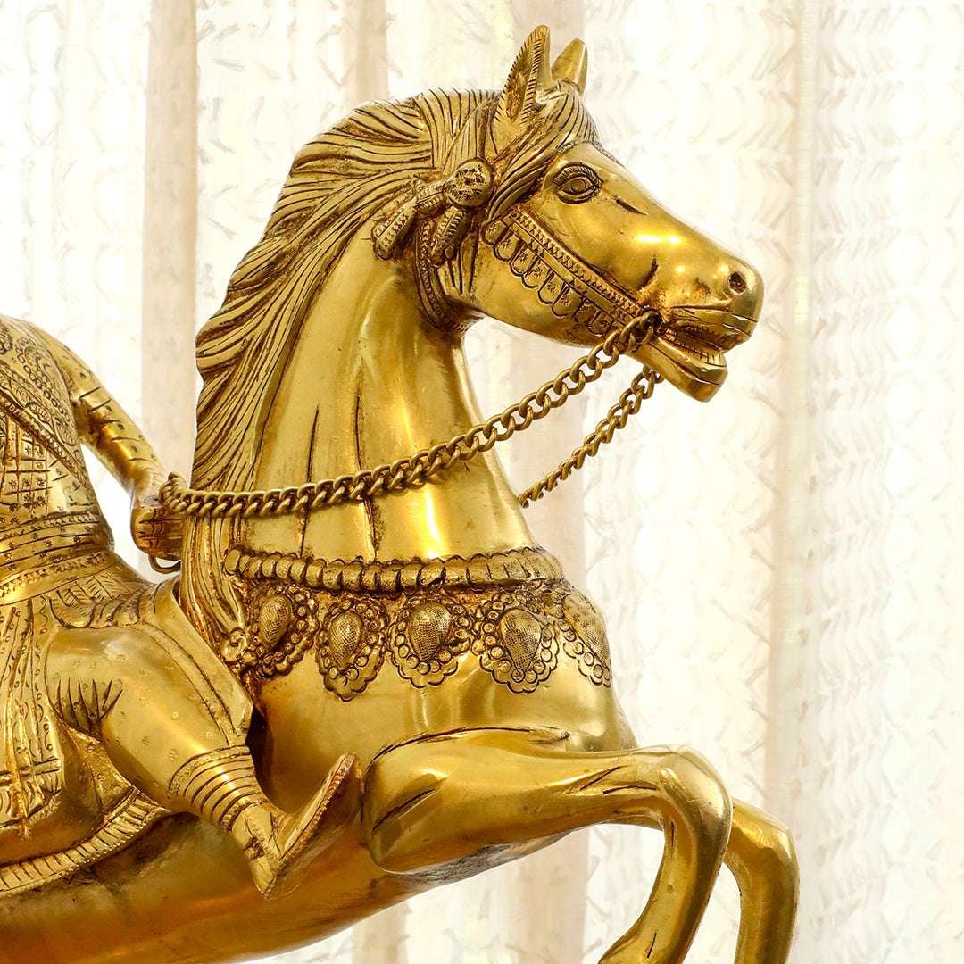 Brass Chatrapati Shivaji Maharaj On Horse Statue (22 Inch) - Image 2