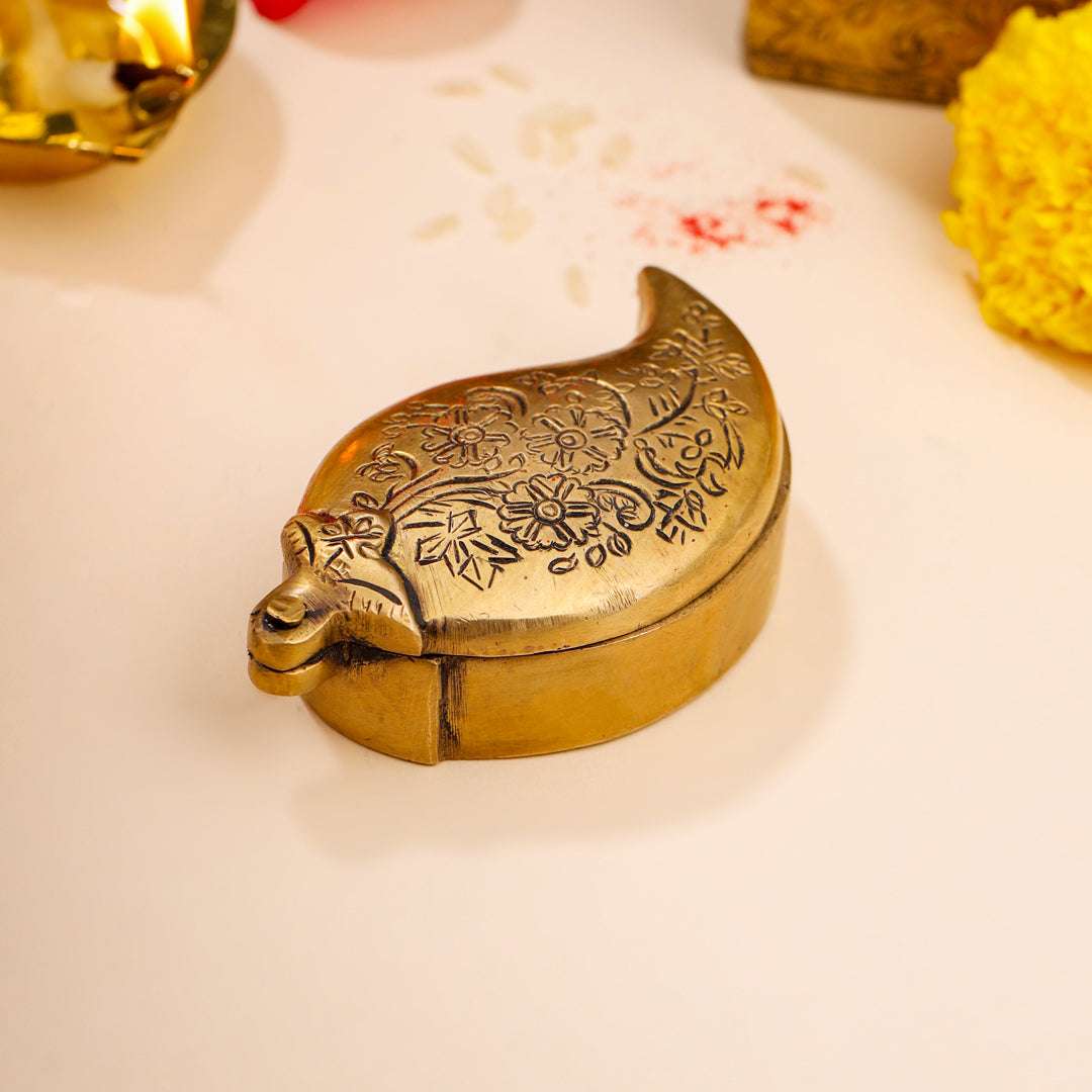 Brass Mango Sindoor/Chopda box (1 Inch) - Image 2