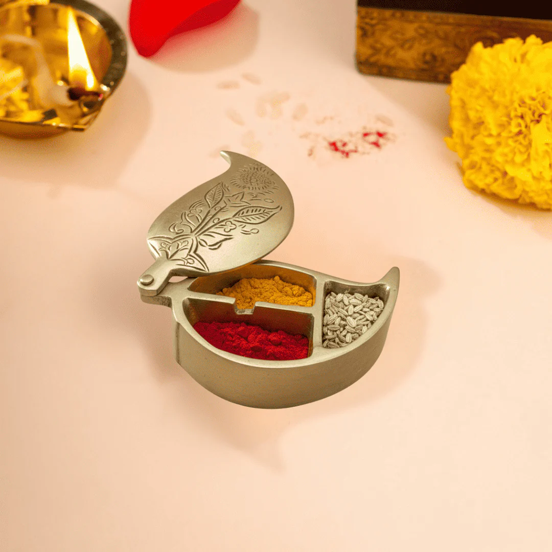 Brass Mango Sindoor/Chopda box (1 Inch) - Image 4