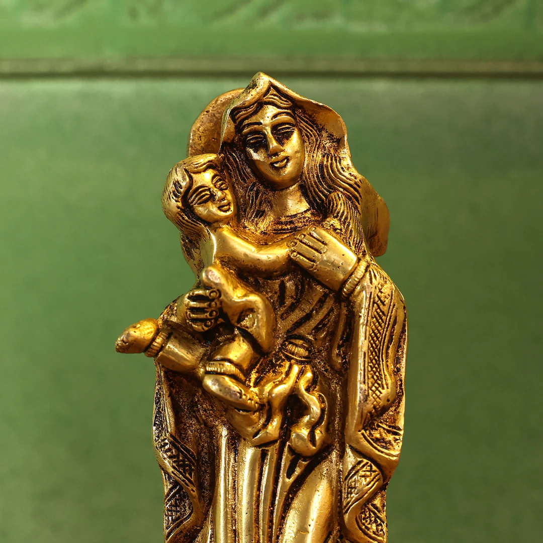 Brass Mother Mary With Baby Jesus Brass Statue (7.5 Inch) - Image 4