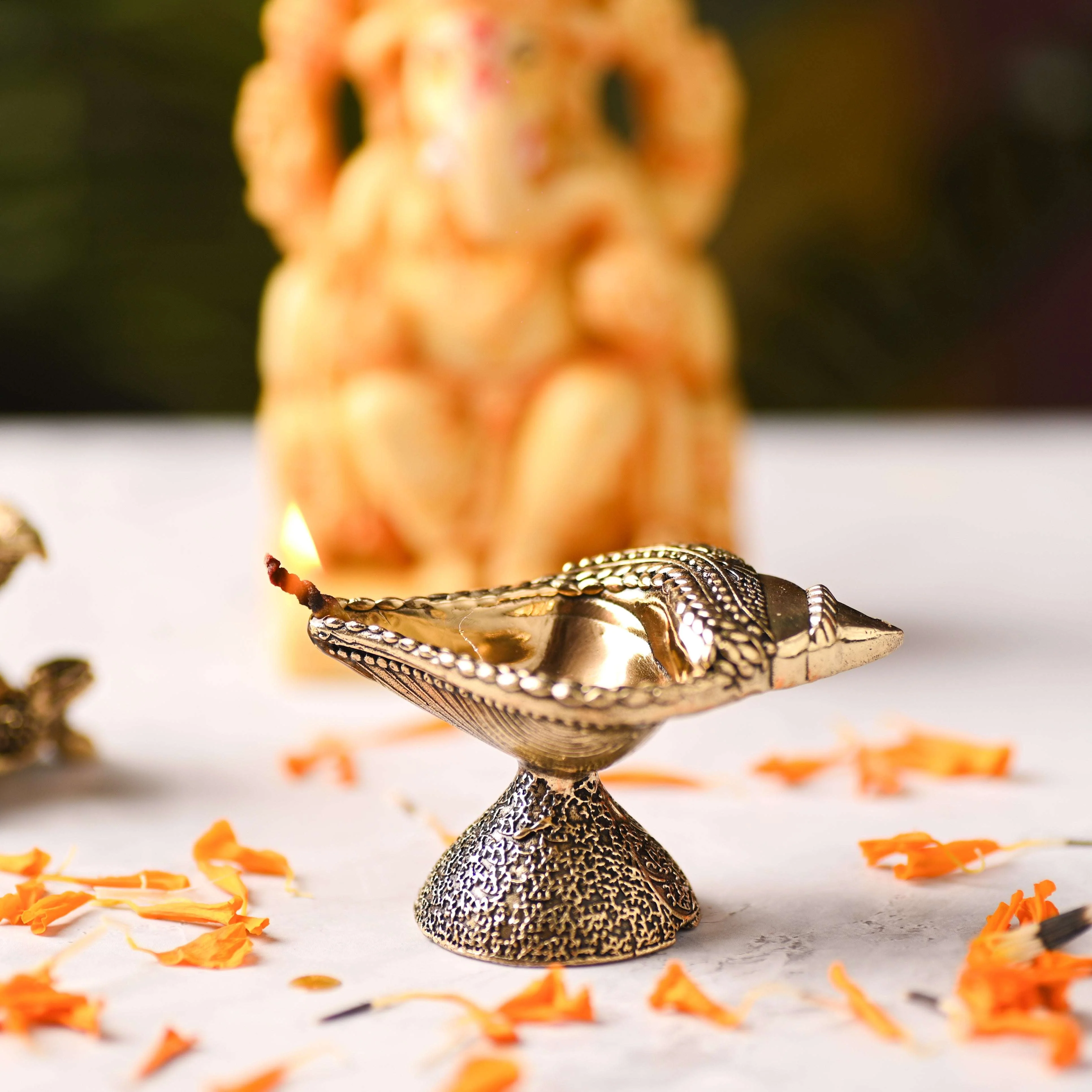 Brass Handcrafted Conch Lightweight Diya (1.8 Inch) - Image 4