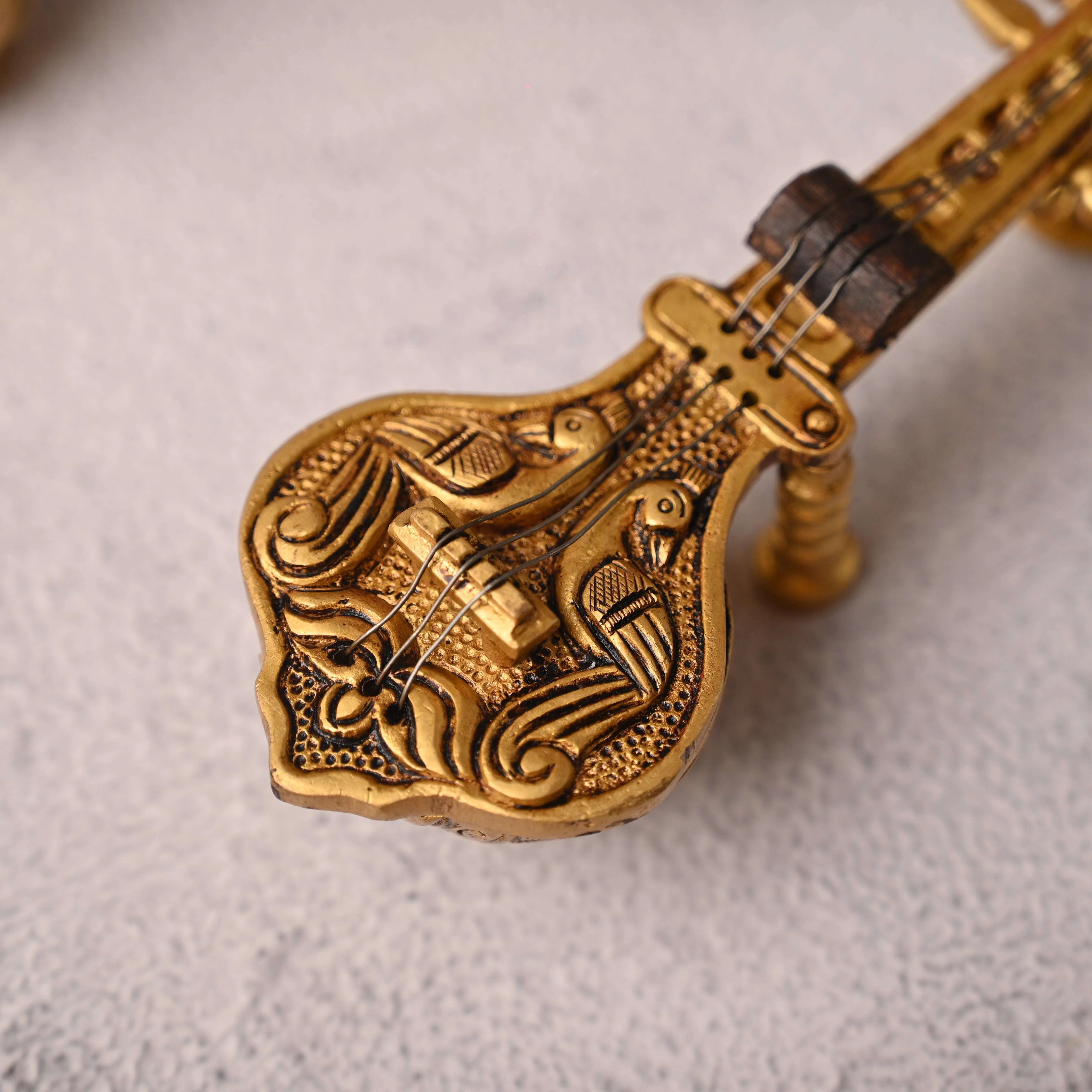 Brass Tabla, Dugi And Sitar Decor Set (3 Inch) - Image 7