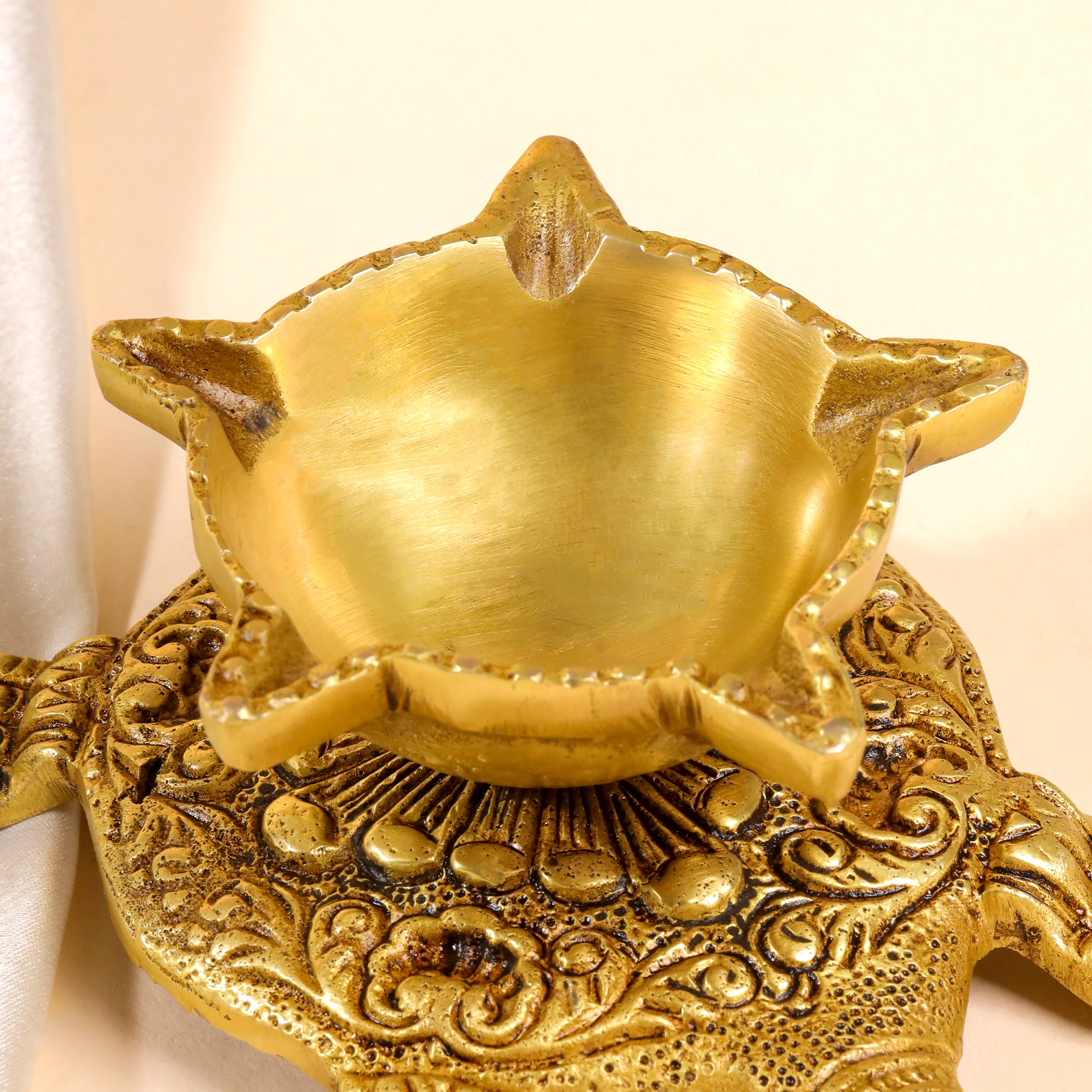 Brass Tortoise Oil Diya (2 Inch) - Image 3