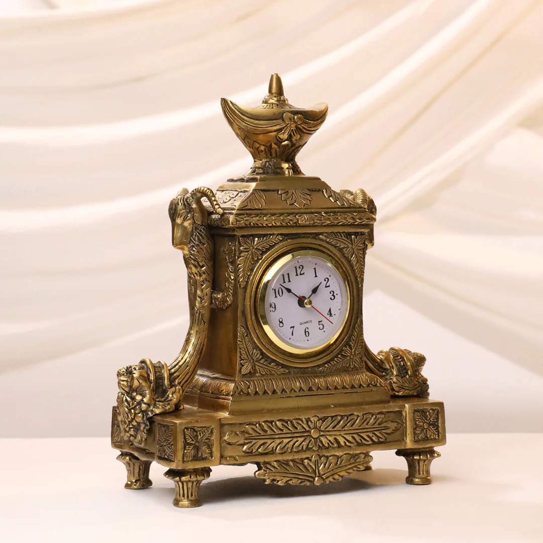 Brass Vintage Table Clock/Watch (10.5 Inch) - Image 6