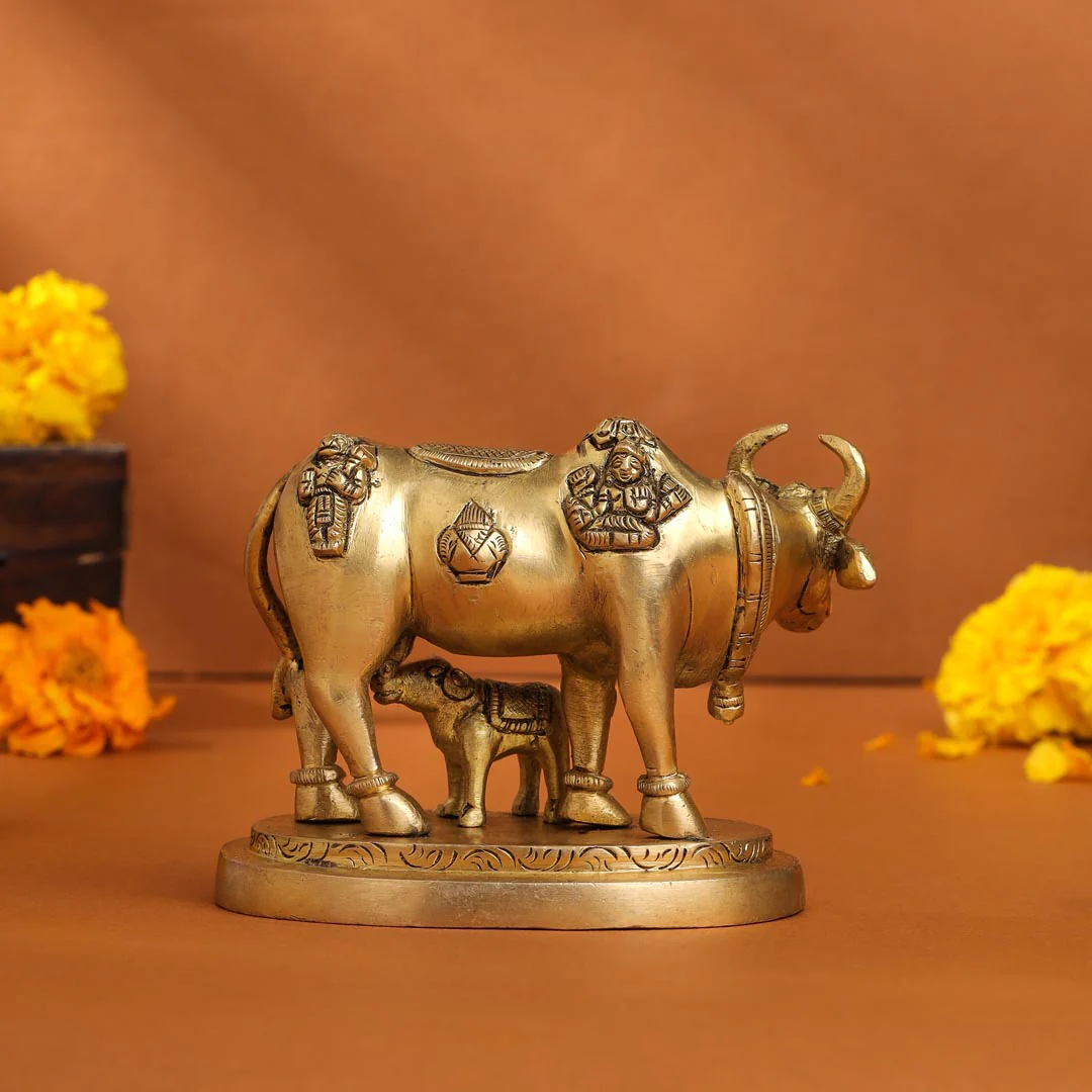 Brass Kamdhenu Cow With Calf Idol (3.5 Inch) - Image 3