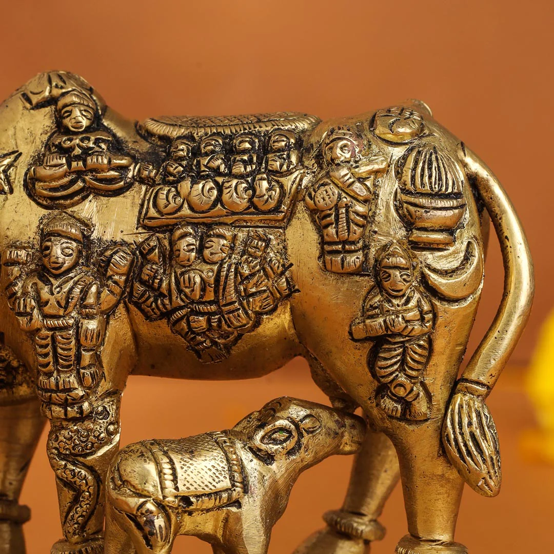 Brass Kamdhenu Cow With Calf Idol (3.5 Inch) - Image 5