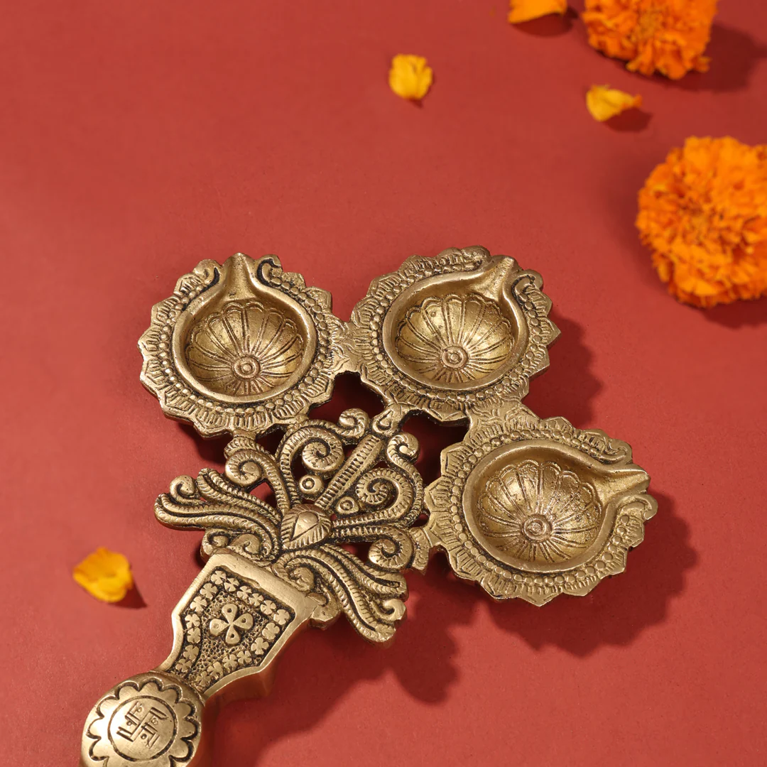 Brass Three Petal Pooja Spoon (13 Inch) - Image 4