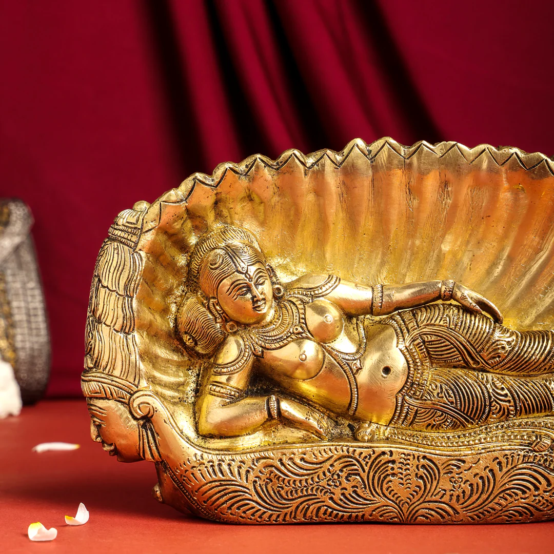 Brass Ten Headed Raavan Behind Devi Seeta (6.5 Inch) - Image 3