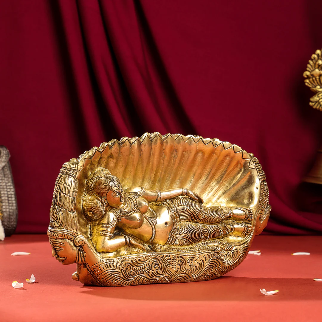Brass Ten Headed Raavan Behind Devi Seeta (6.5 Inch) - Image 5