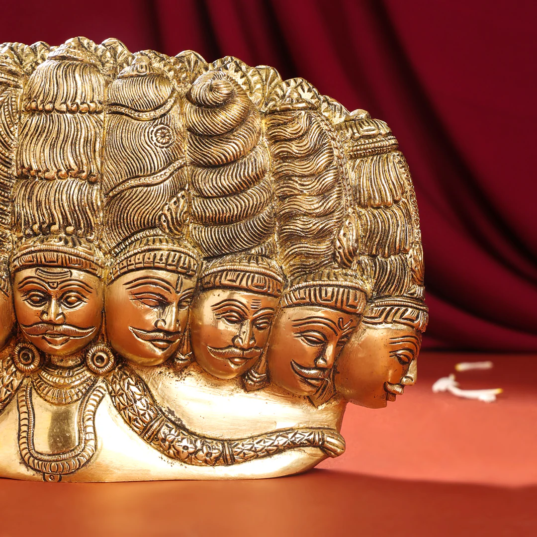 Brass Ten Headed Raavan Behind Devi Seeta (6.5 Inch) - Image 7