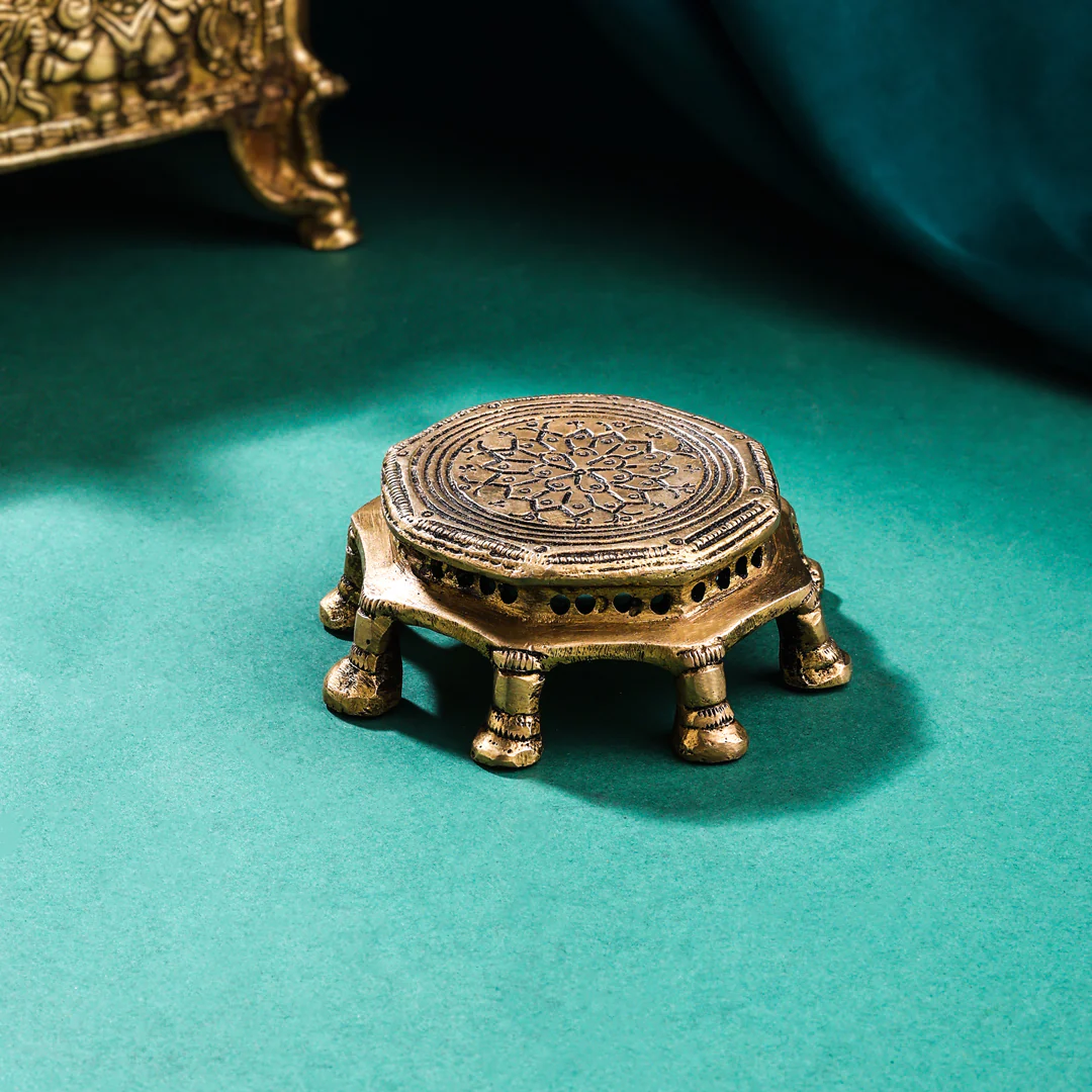Brass Pooja Chowki (1.5 Inch) - Image 3